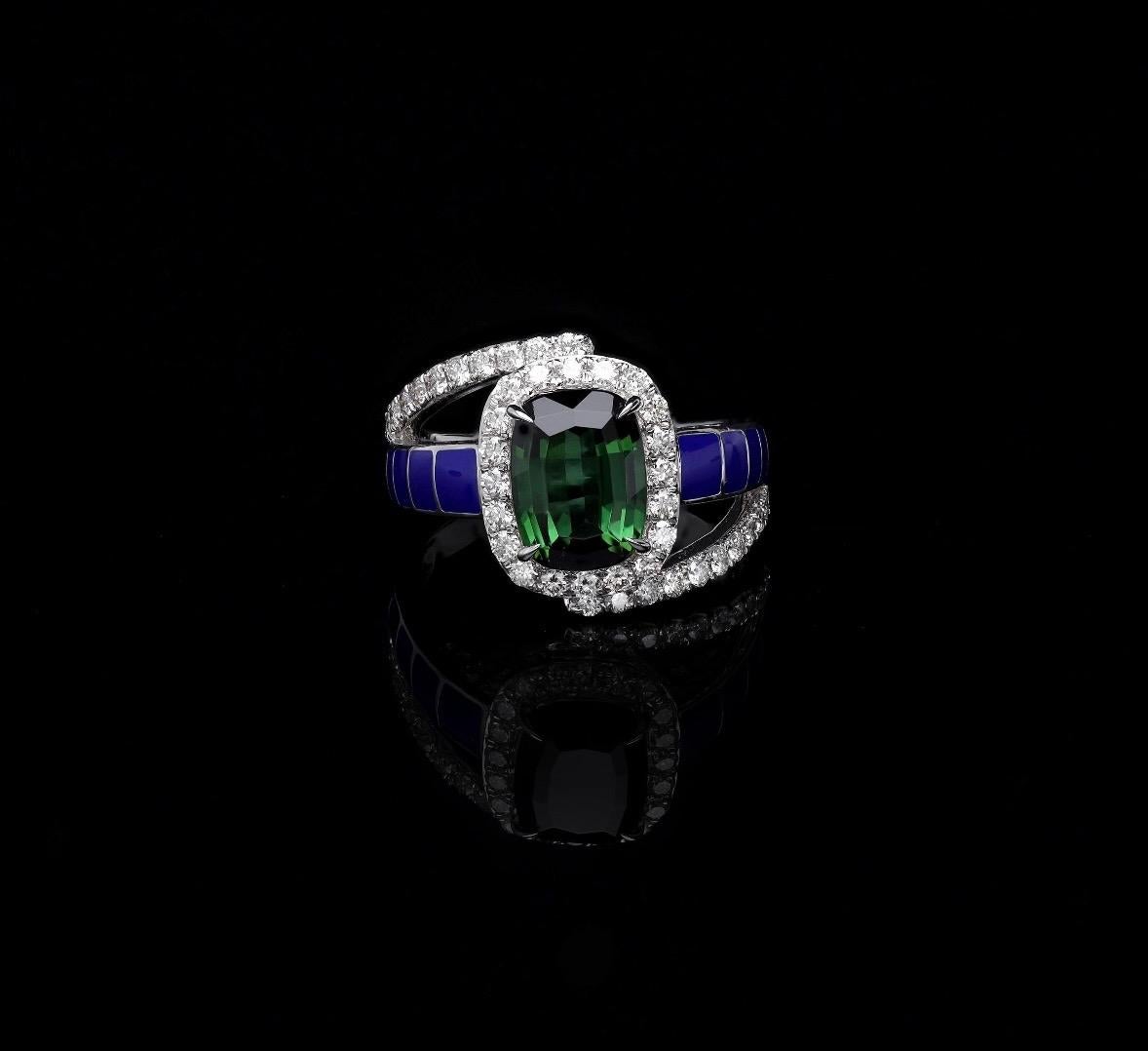 De las mujeres Anillo de diamantes de turmalina verde natural en oro de 18 quilates en venta