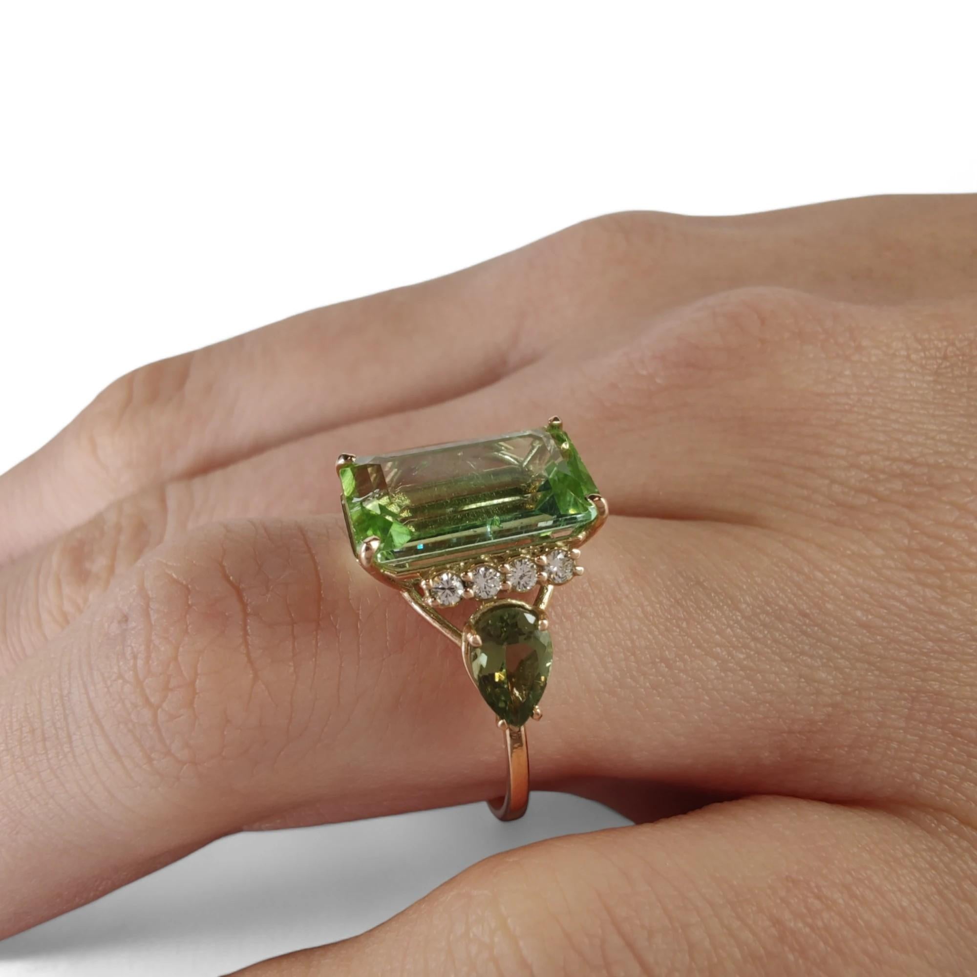 Emerald Cut Natural Green Tourmaline Diamond Women's Ring in 14K Gold – Handmade Ring Gift For Sale