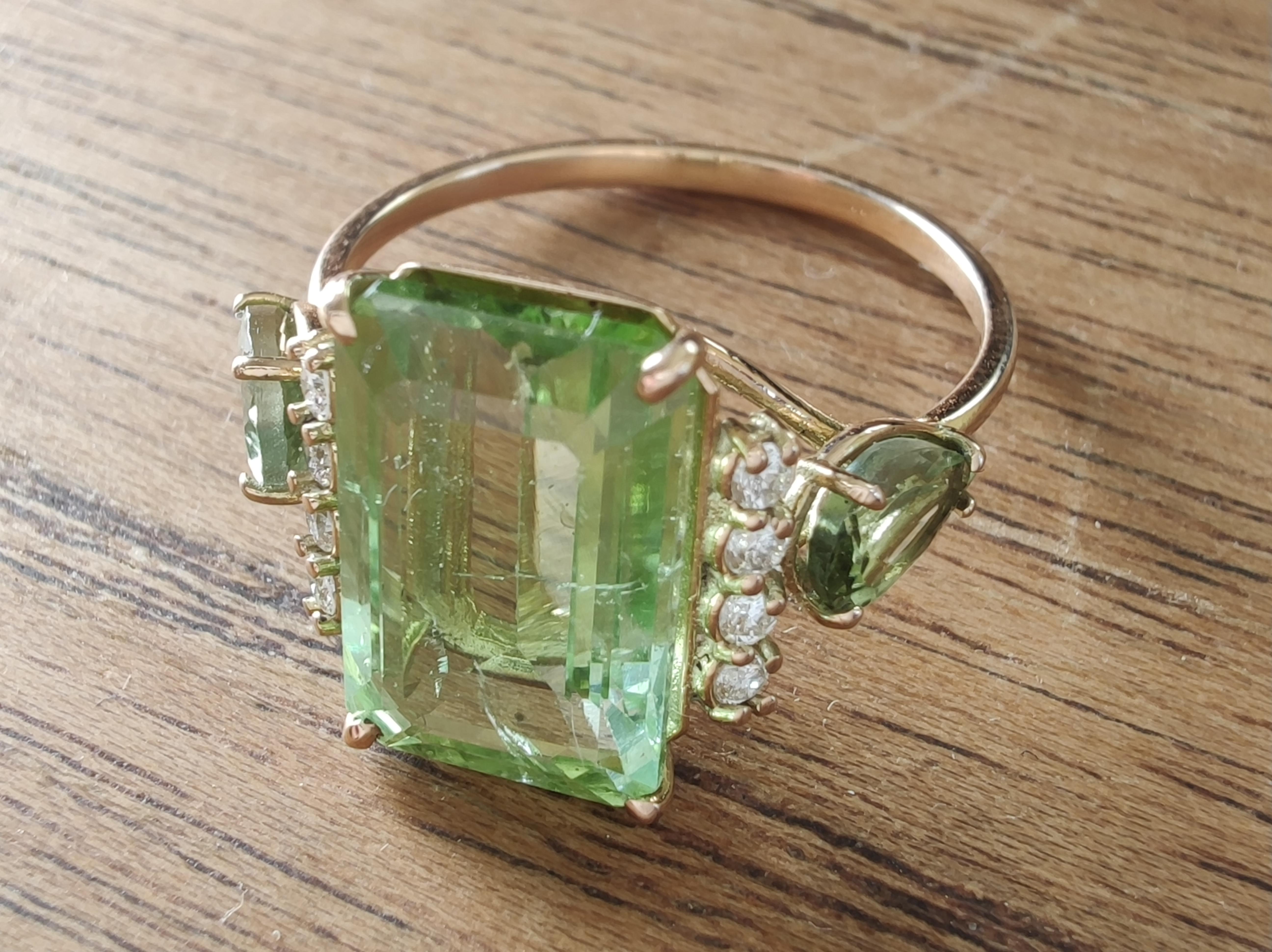 Natural Green Tourmaline Diamond Women's Ring in 14K Gold – Handmade Ring Gift For Sale 1