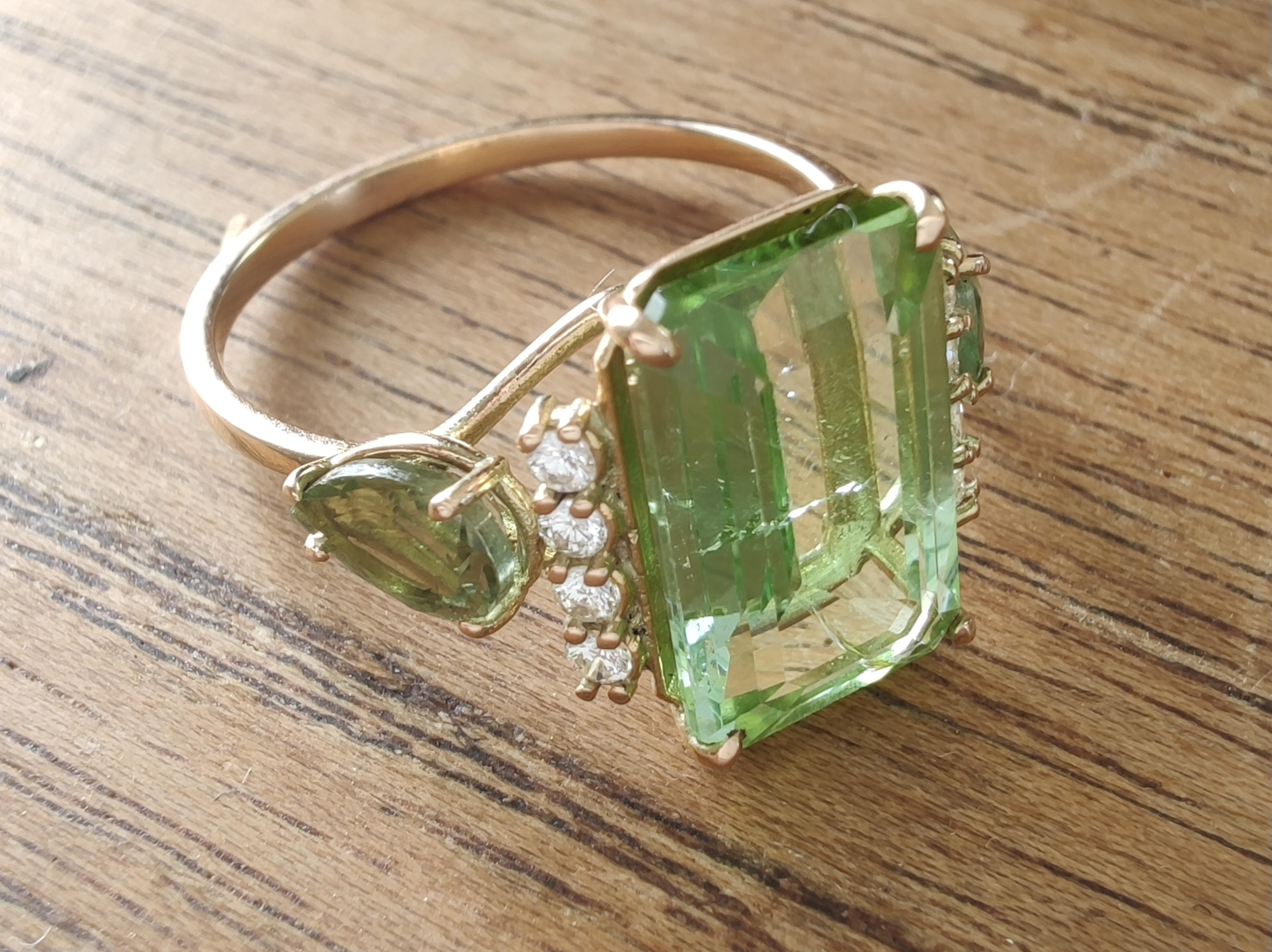 Natural Green Tourmaline Diamond Women's Ring in 14K Gold – Handmade Ring Gift For Sale 3