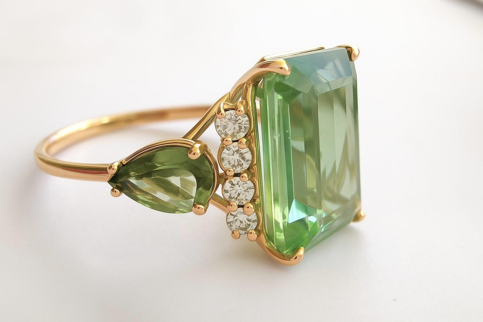 Natural Green Tourmaline Diamond Women's Ring in 14K Gold – Handmade Ring Gift For Sale