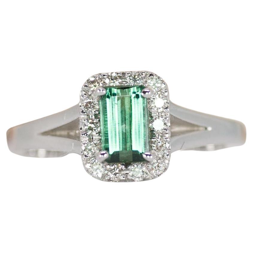 Natural Green Tourmaline Ring, White Gold, Emerald Cut  For Sale