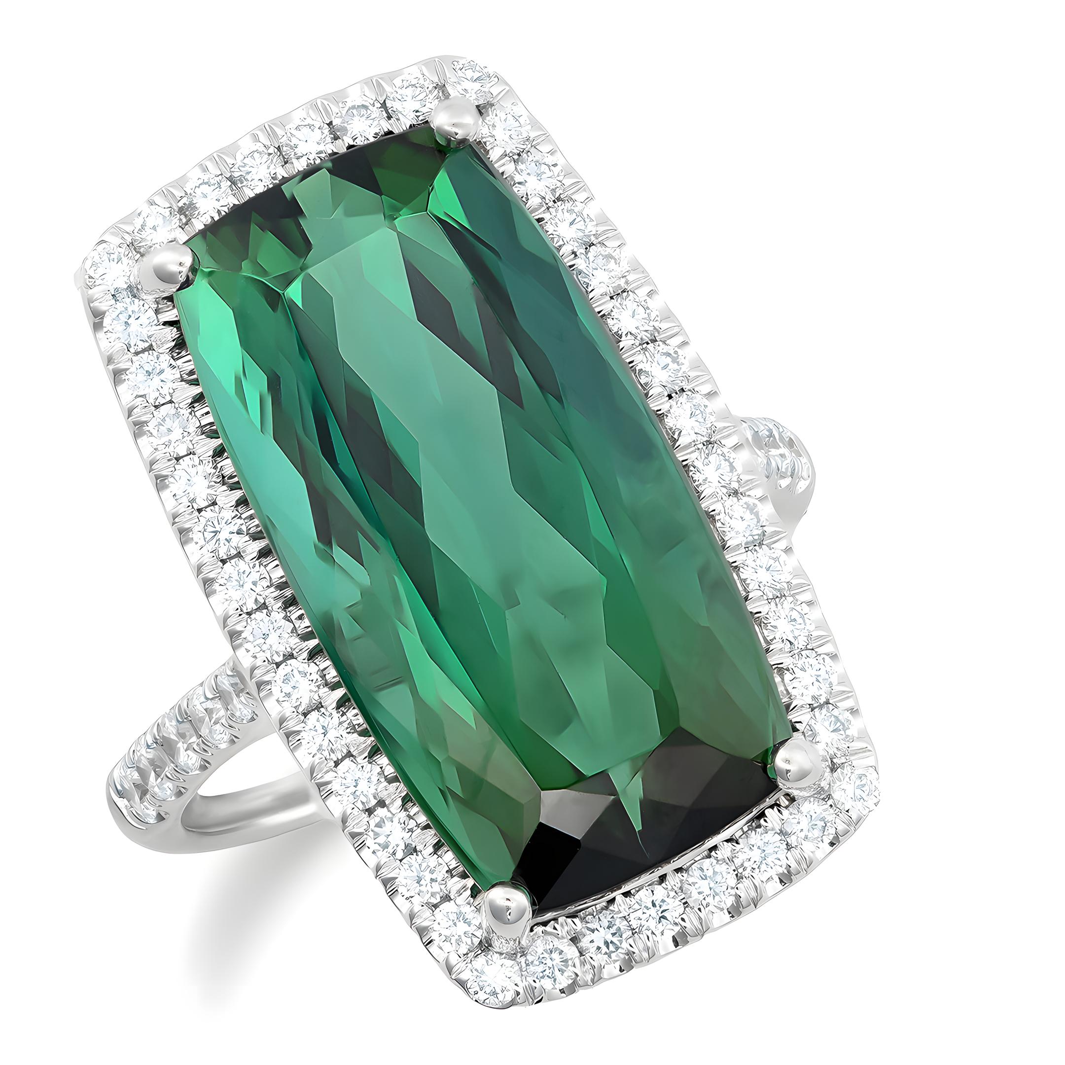 Natural Green Tourmaline Stone 13.71 carats in 14K White Gold Ring with Diamonds In New Condition For Sale In Los Angeles, CA