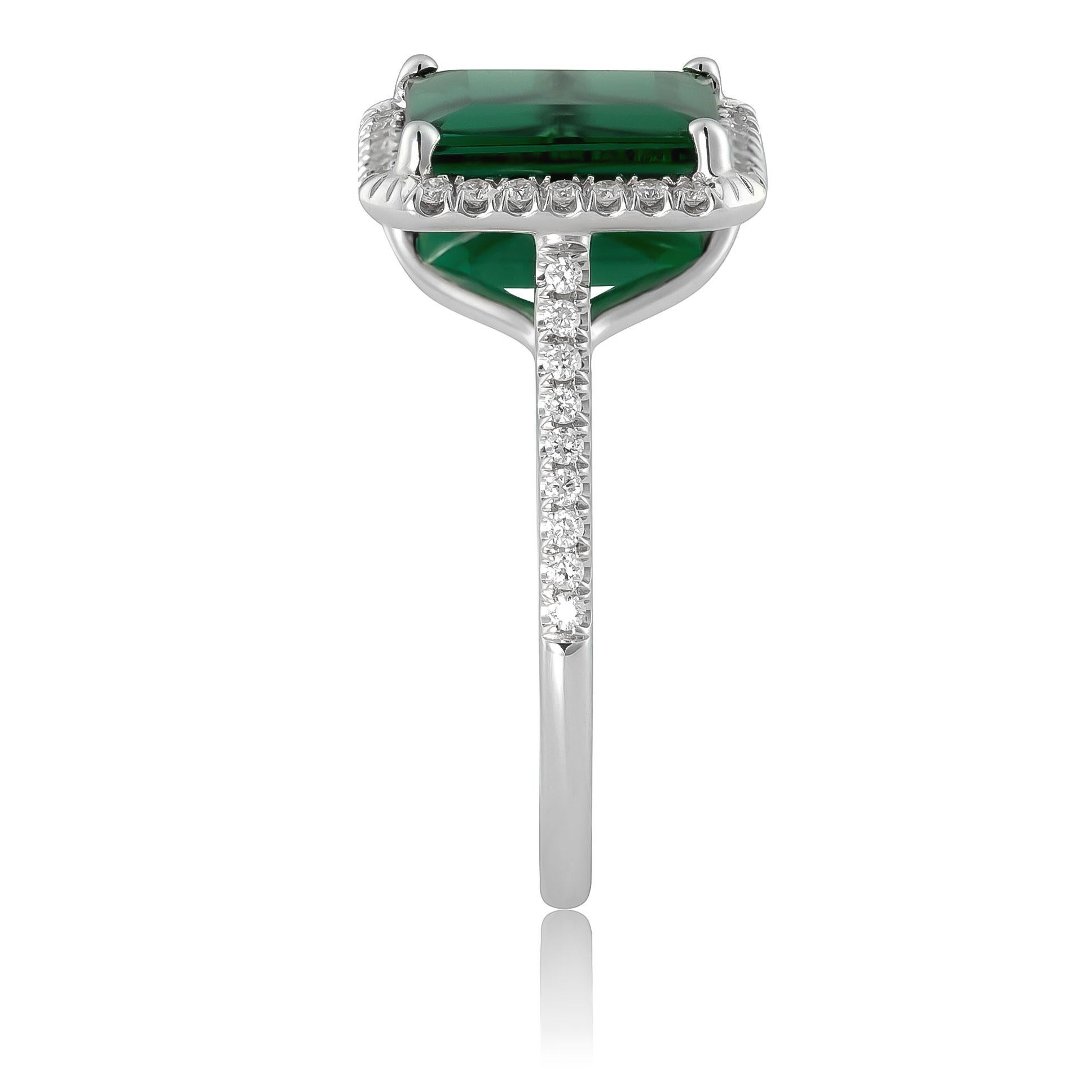 Natural Green Tourmaline Stone 3.36 carats in 14K White Gold Ring with Diamonds en Nuevo estado para la venta en Los Angeles, CA