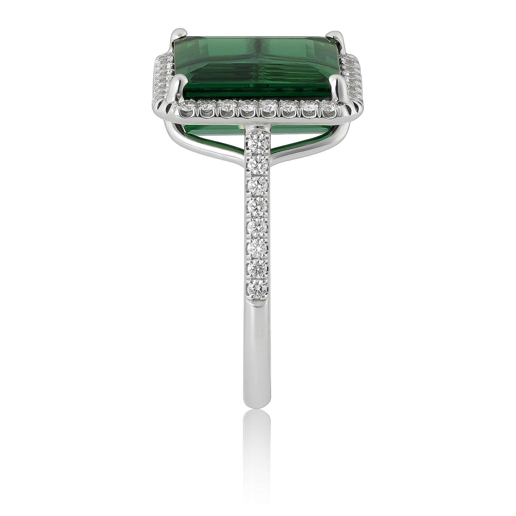 Tourmaline verte naturelle 6,06 carats en or blanc 14K avec diamants Neuf - En vente à Los Angeles, CA