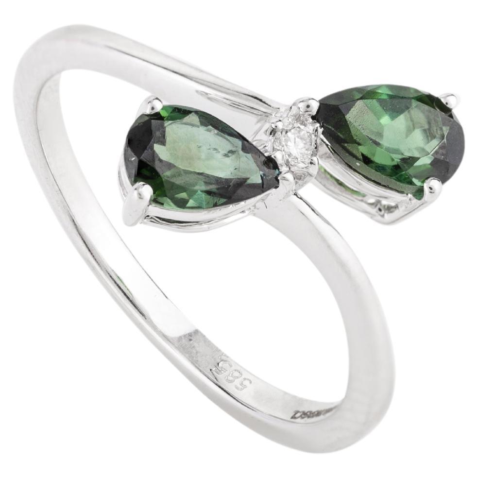 Natürlicher Grüner Turmalin-Diamant-Zwei-Stein-Ring aus 14k Weißgold