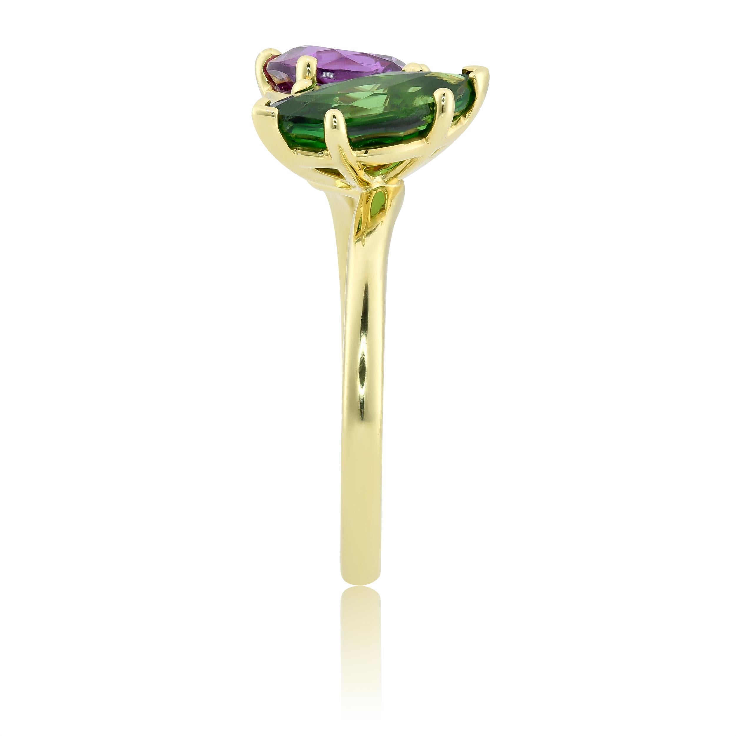 Natürlicher grüner Tsavorit, lila Saphir 3,52 Karat TW in 18 Karat Gelbgold Ring gefasst im Zustand „Neu“ in Los Angeles, CA