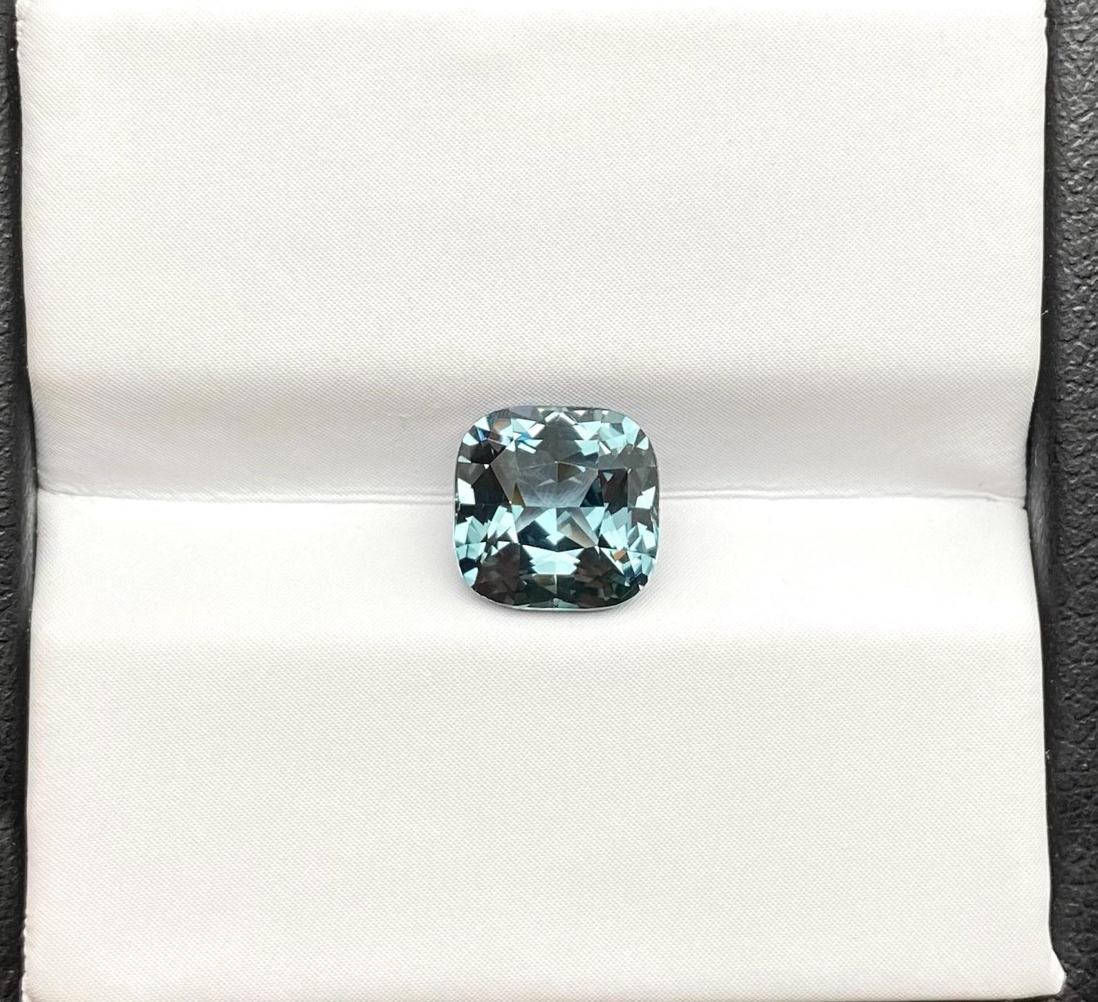 Natural Grey-blue Spinel loose gemstone 2.05 ct., cushion cut, Origin Tanzania For Sale 6