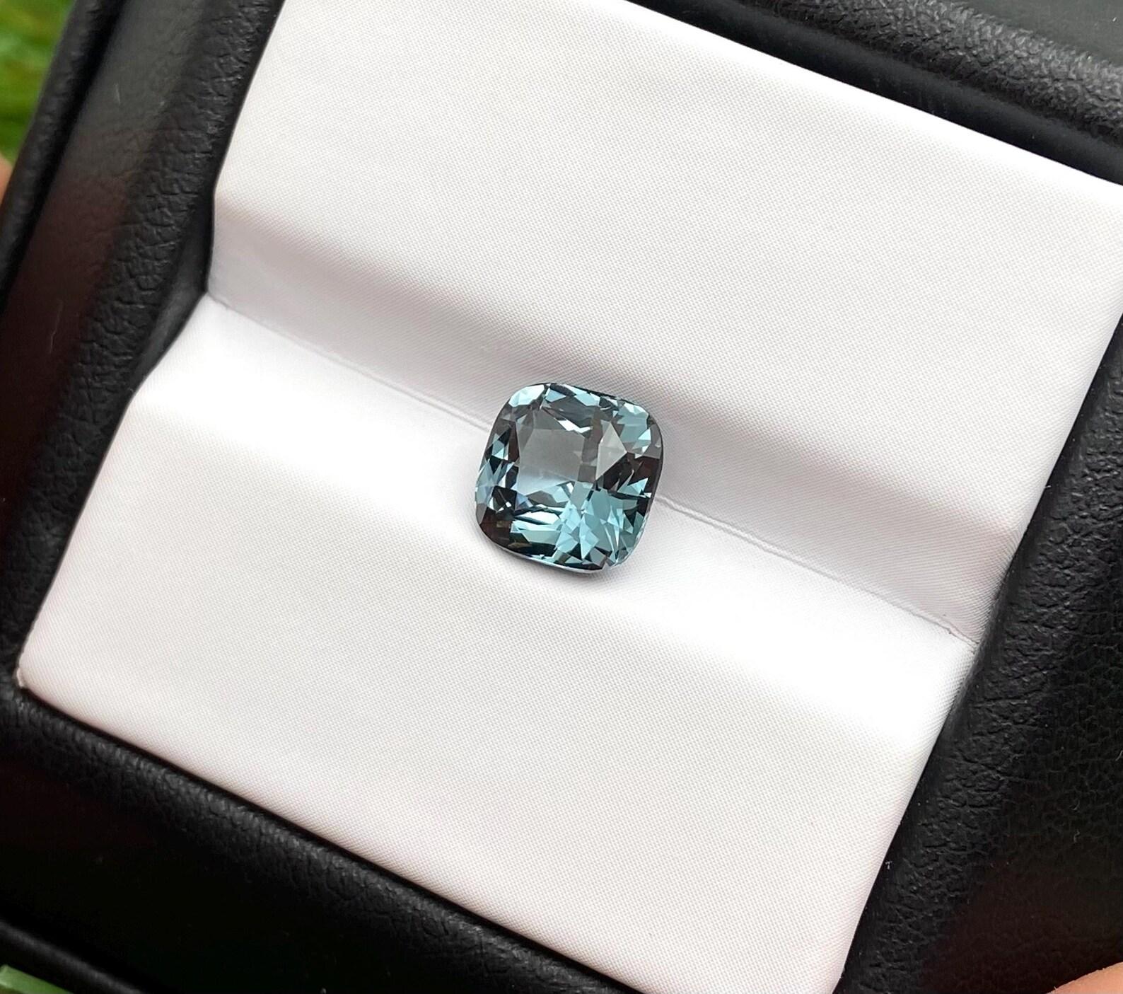 Cushion Cut Natural Grey-blue Spinel loose gemstone 2.05 ct., cushion cut, Origin Tanzania For Sale