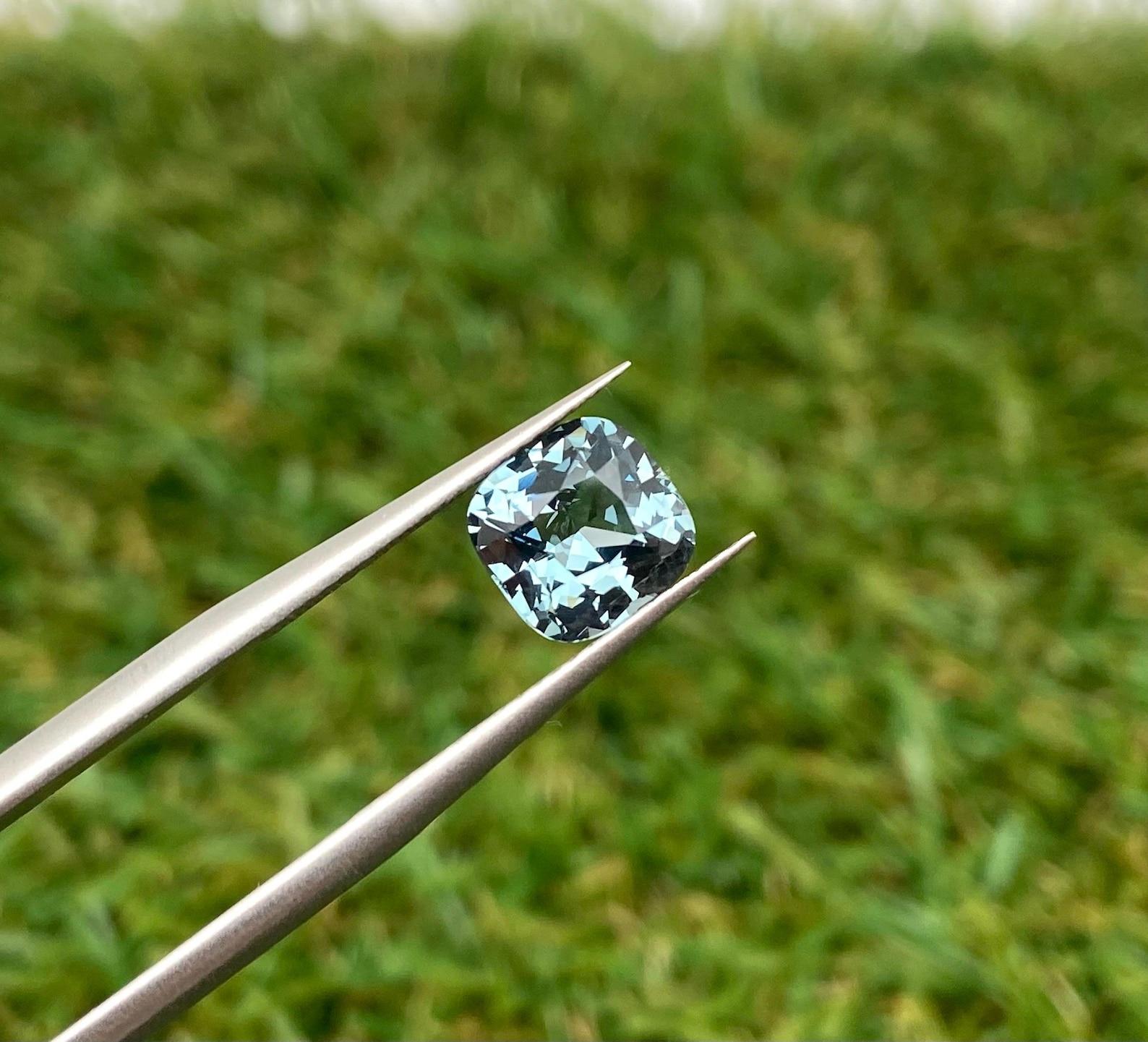 Natural Grey-blue Spinel loose gemstone 2.05 ct., cushion cut, Origin Tanzania In New Condition For Sale In Daugavpils, LV