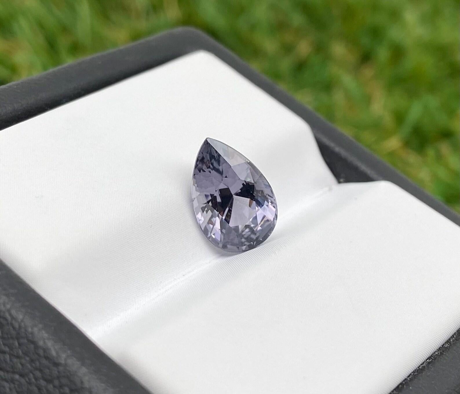 Gema suelta natural Espinela Gris-Púrpura 2,07 ct, Origen Tanzania, Certificado en venta 4