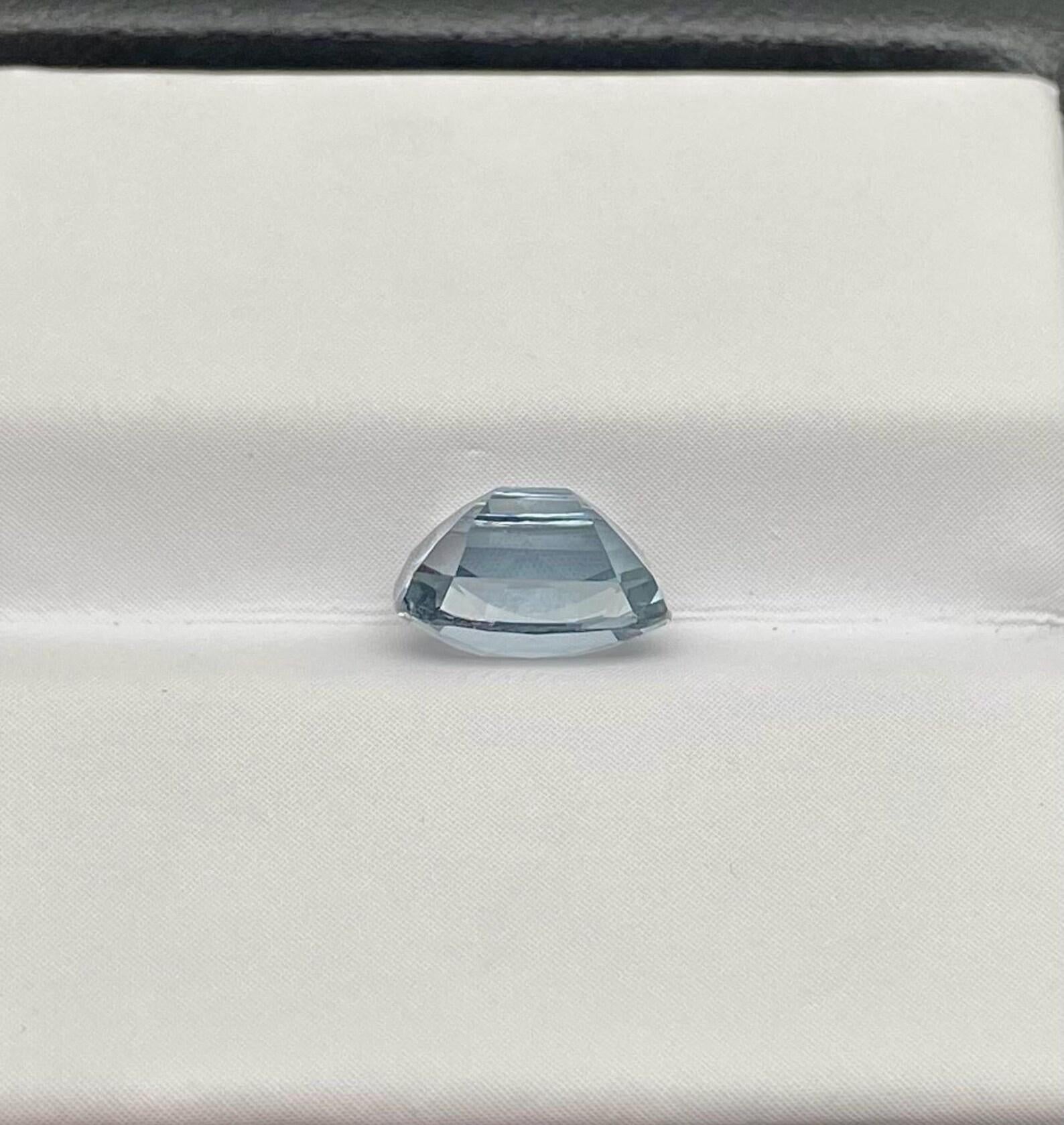 Pierre précieuse non sertie de 2,03 carats, de haute qualité, taille coussin, Tanzanie en vente 2
