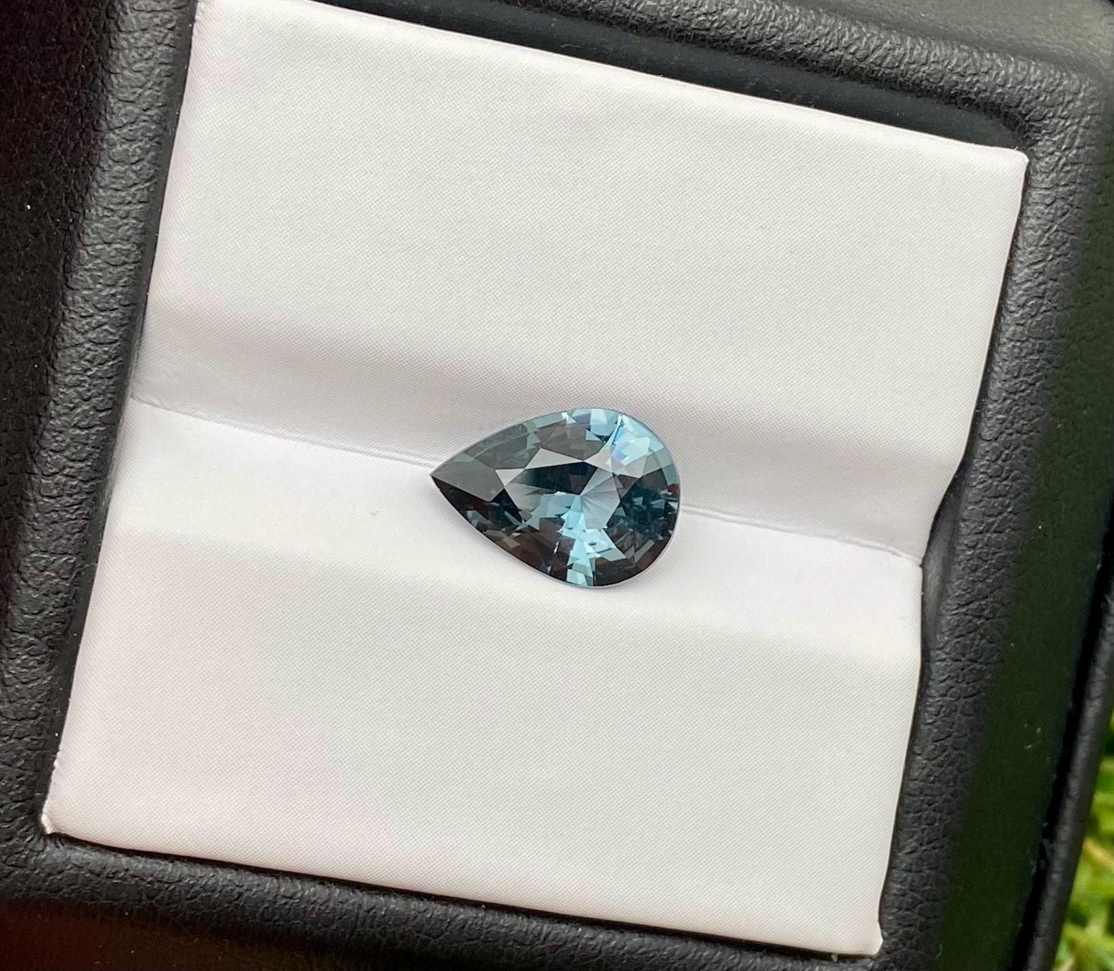 Women's or Men's Natural Greyish-Blue Spinel loose gemstone 2.09 ct., High quality, Pear cut For Sale