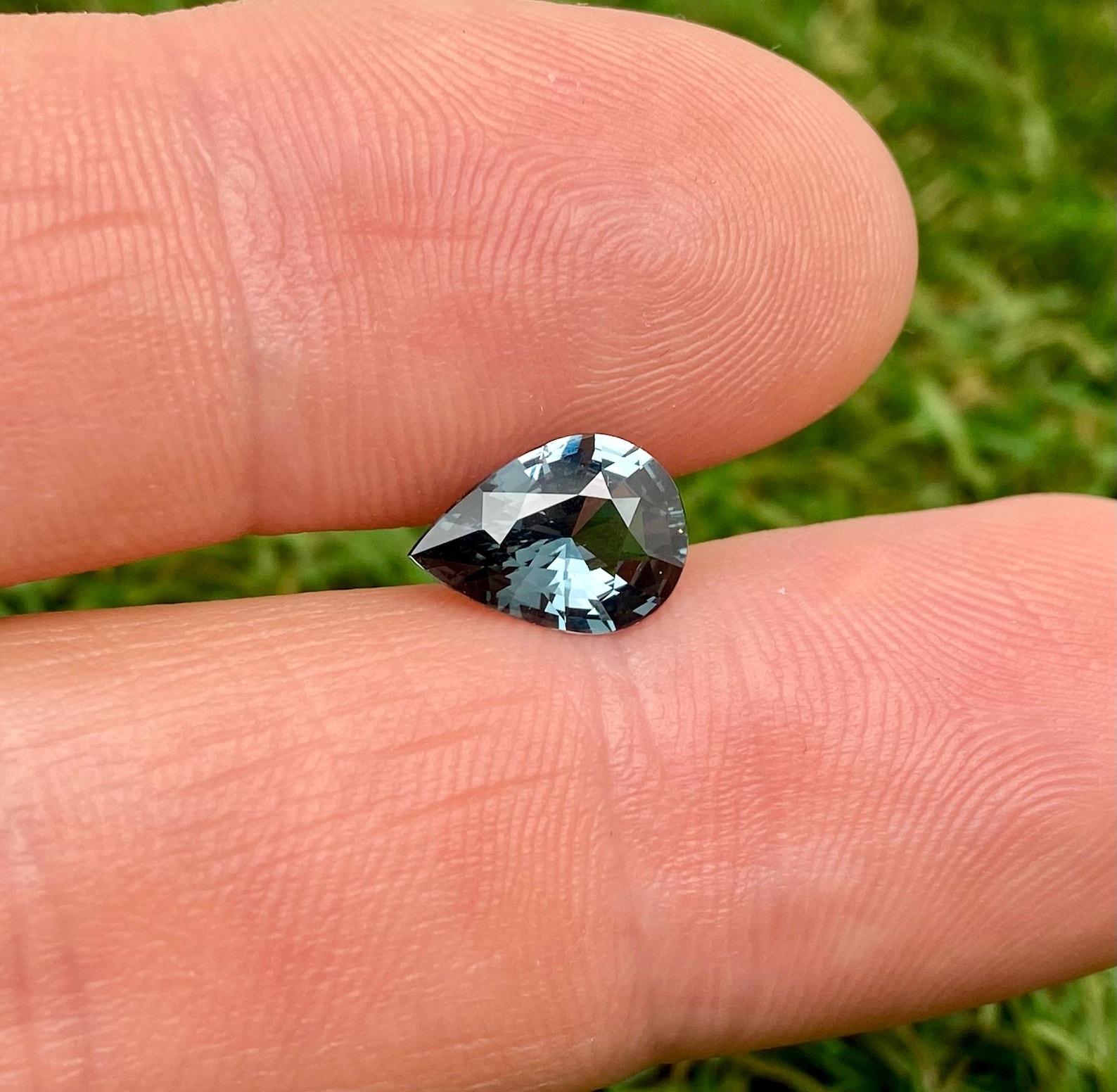Natural Greyish-Blue Spinel loose gemstone 2.09 ct., High quality, Pear cut For Sale 3