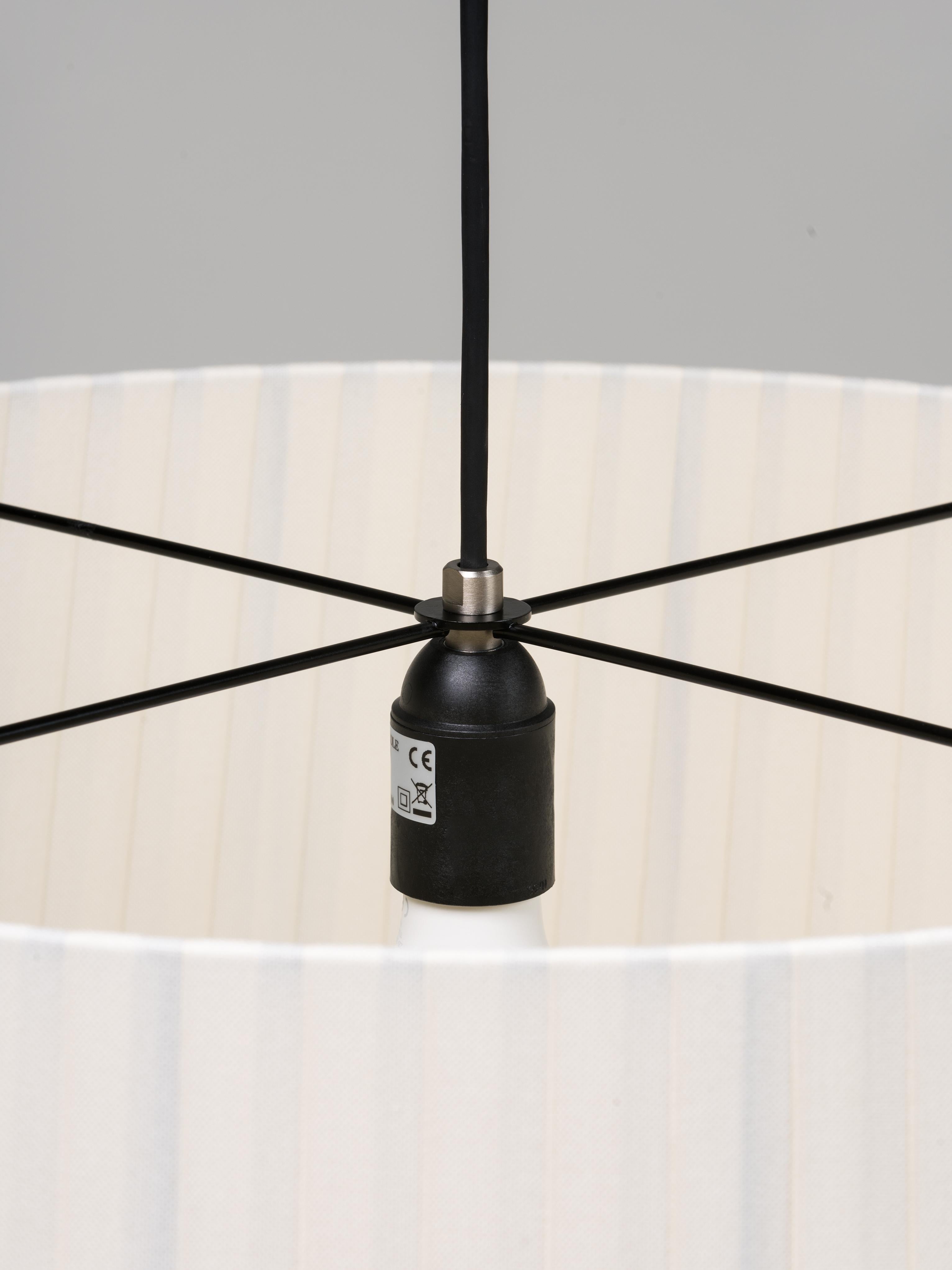 Natural GT5 Pendant Lamp by Santa & Cole In New Condition In Geneve, CH
