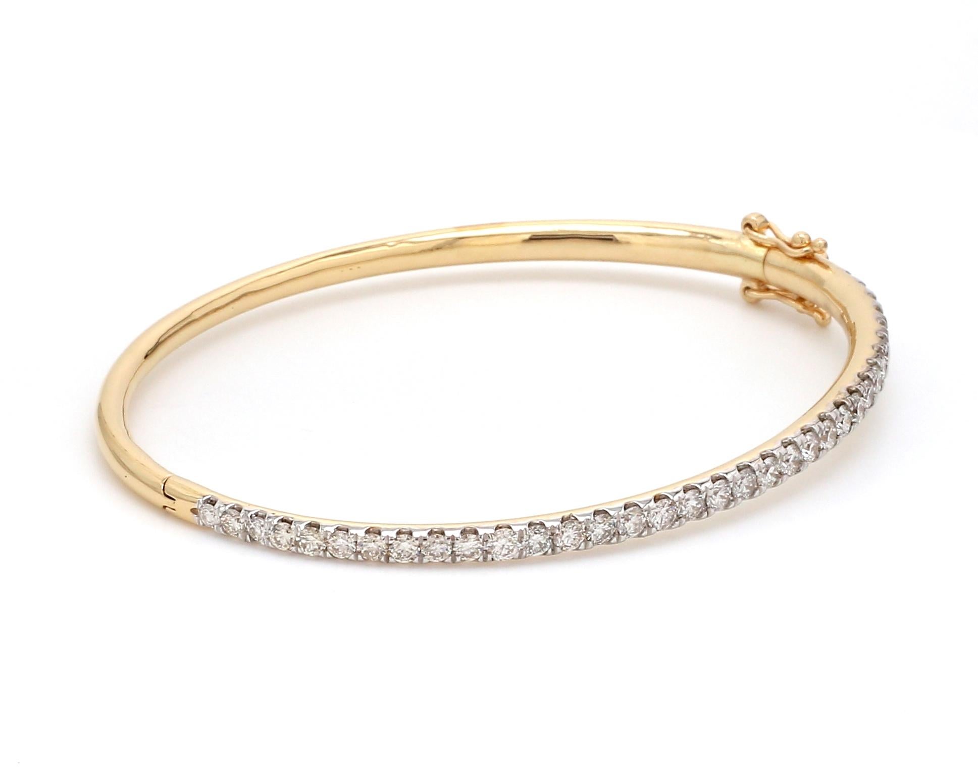 Moderne Bracelet jonc d'éternité en or jaune 14 carats avec diamants naturels H/SI de 1,8 carat en vente