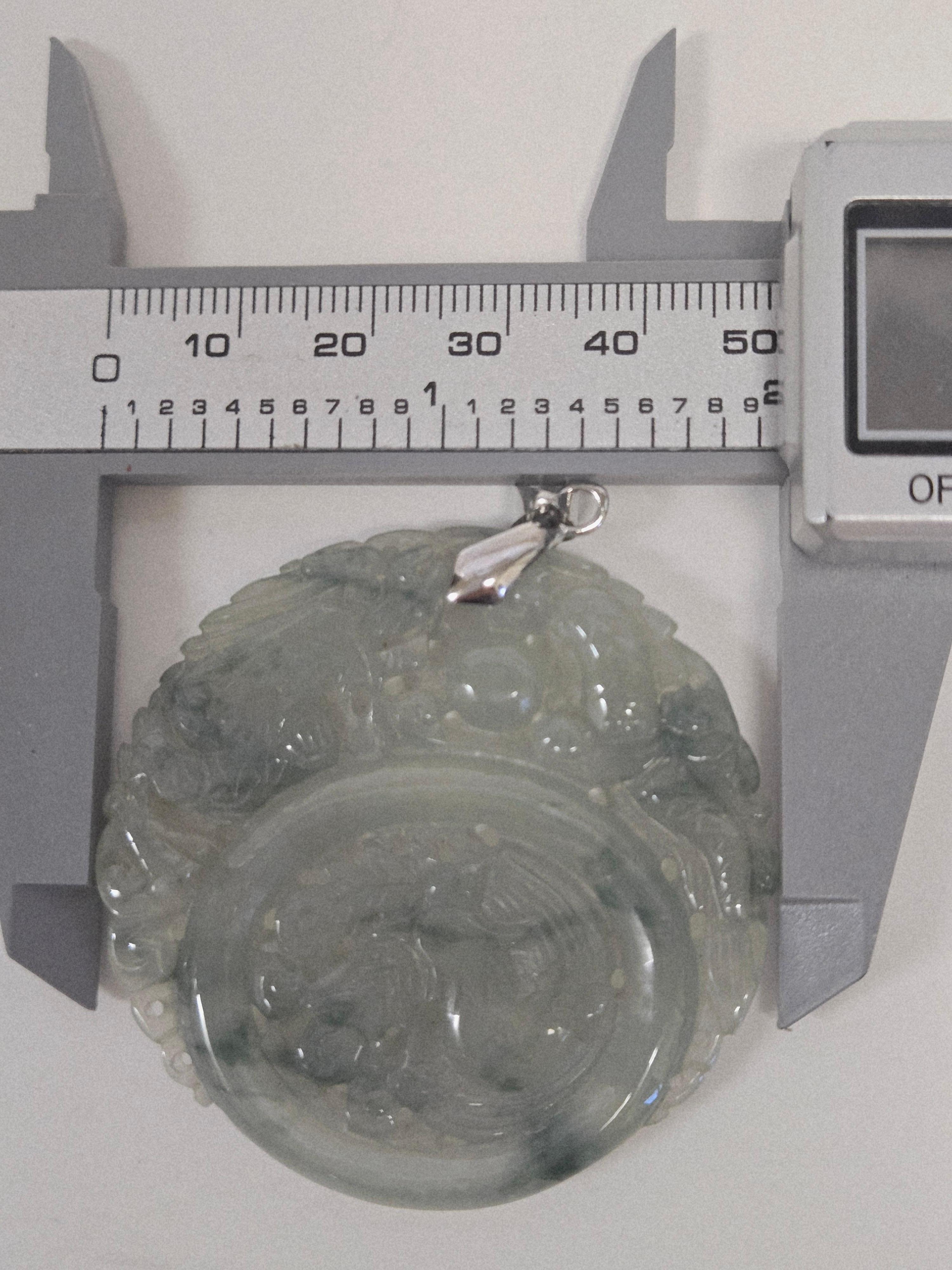 Ciondolo Talismano della Fenice e del Drago in giadeite naturale scolpita a mano in vendita 4