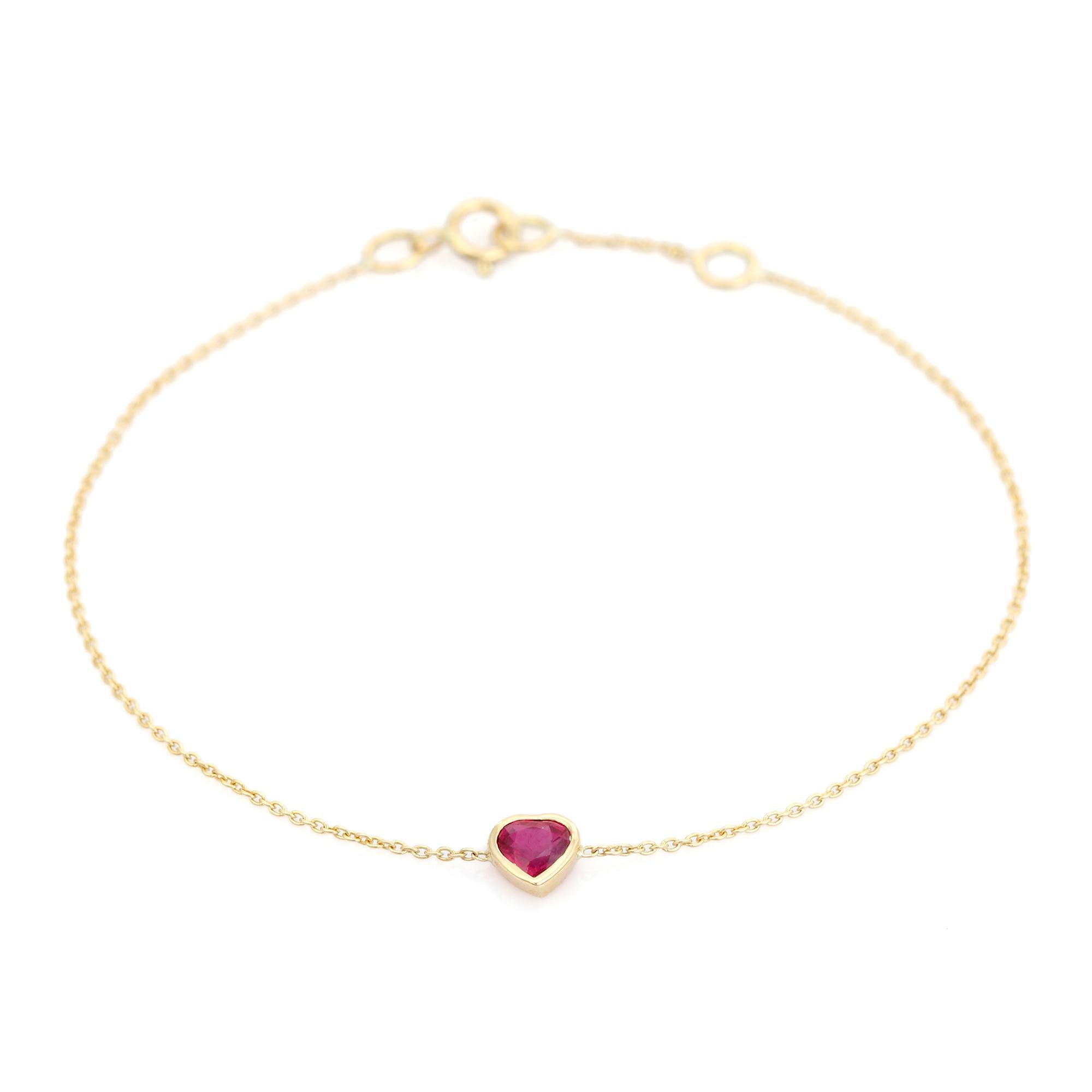 Bracelet en or jaune 14K serti d'un rubis naturel taillé en cœur Bijoux fins en vente 1
