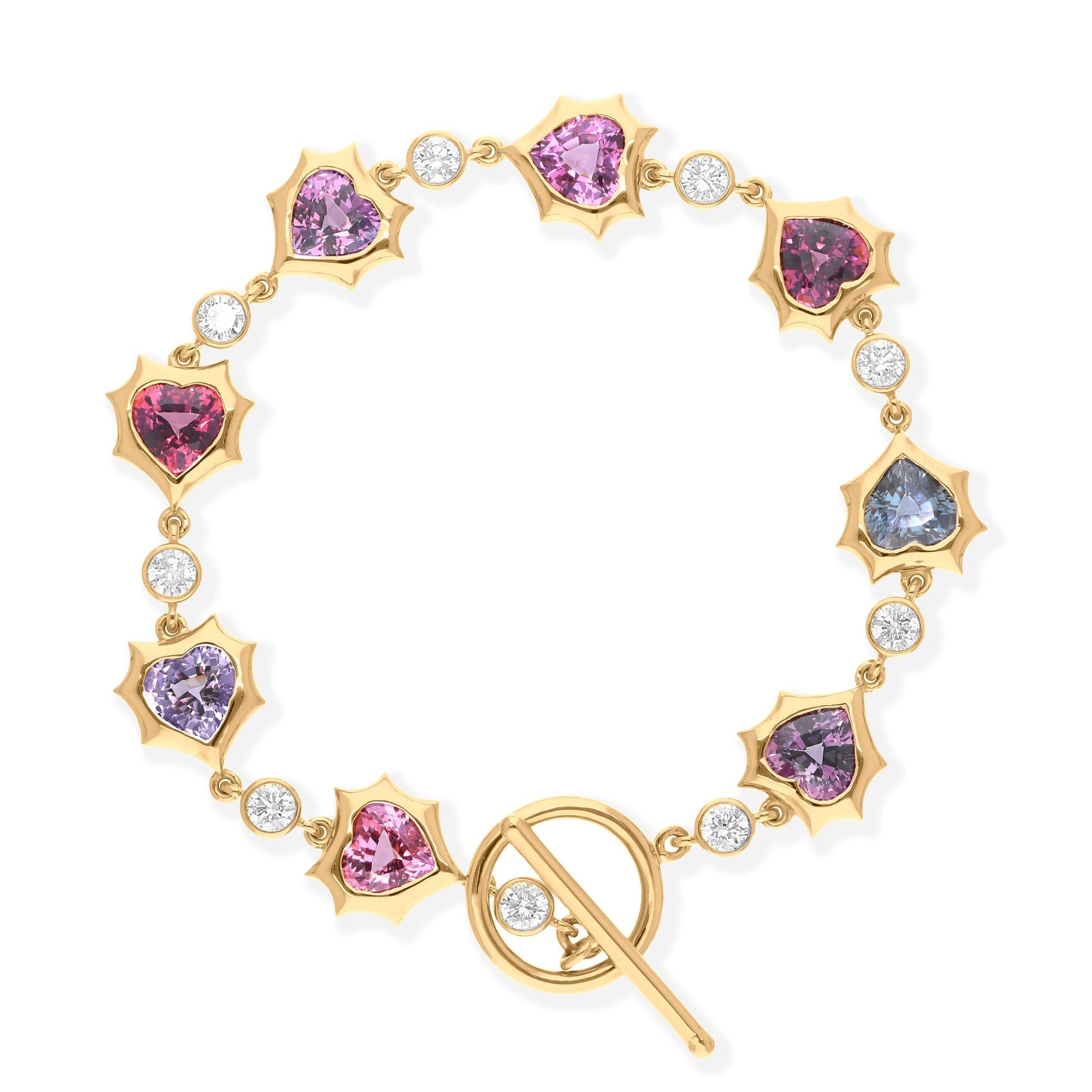 Fabriqué en or 18 carats, ce bracelet exquis est serti d'une pierre précieuse multi spinelle de 9,81 carats et de 1,40 carats de diamants étincelants.

Suivez la vitrine de Spectrum Jewels pour découvrir la dernière collection et les pièces