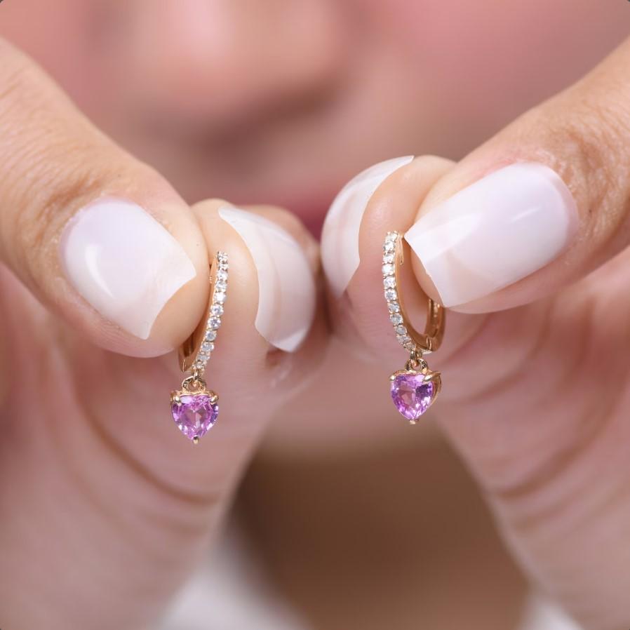 Boucles d'oreilles en or 18k saphir rose et diamant en forme de coeur naturel Pour femmes en vente