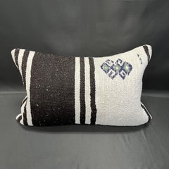 Kissenbezug mit natürlichem Saum in Braun mit nautischem Design 15" x 23"