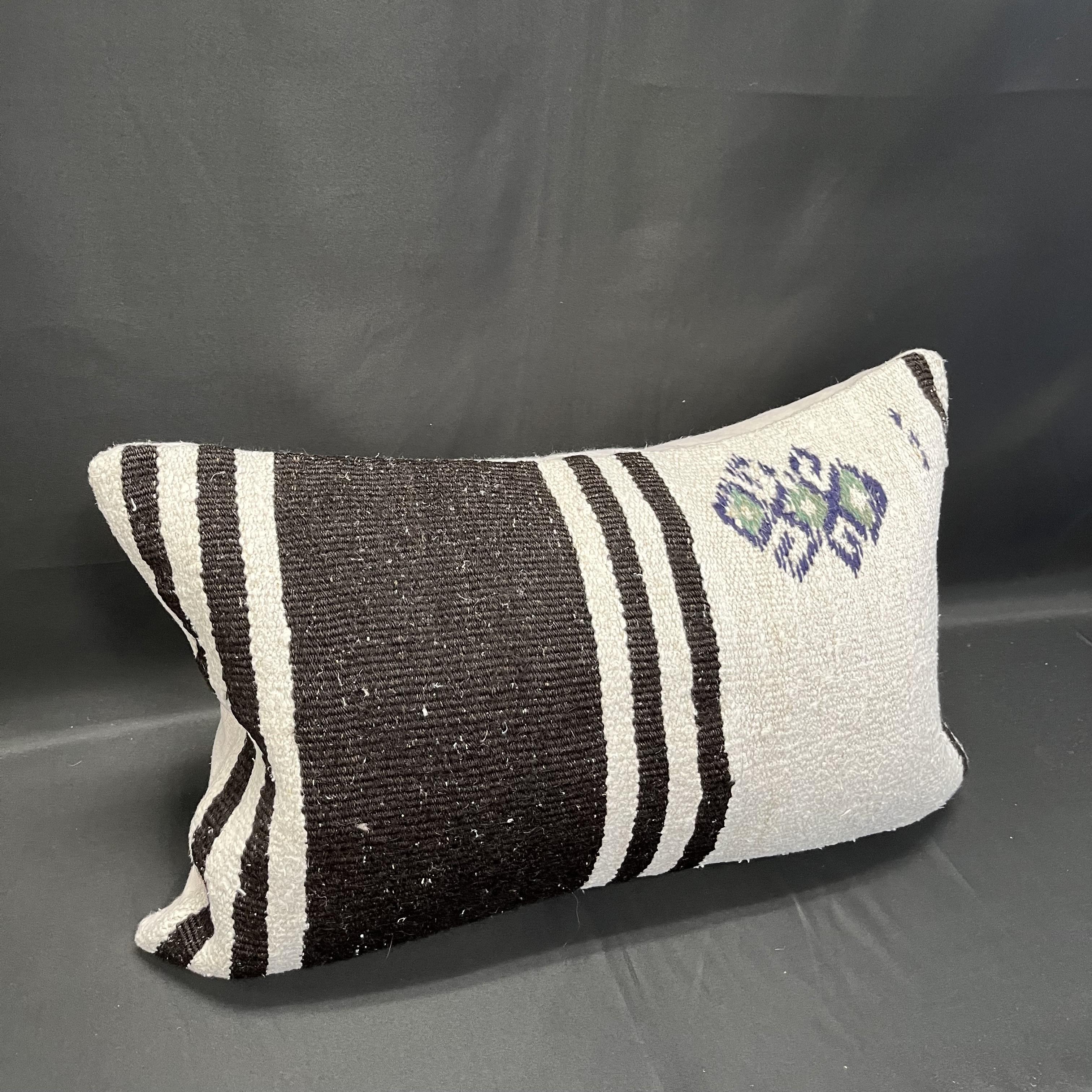 Modern Natural Hemp Pillow Cover Brown with Nautical Design 15
