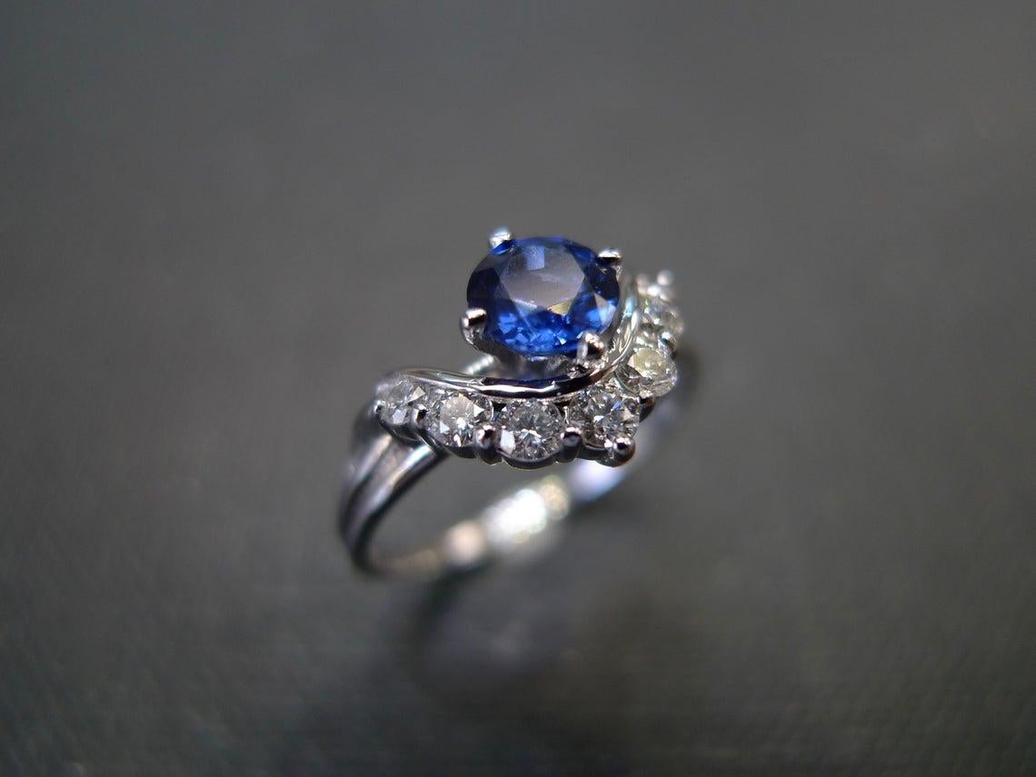 For Sale:  Natural High Quality Blue Sapphire Diamond Engagement Ring in 18K White Gold 3