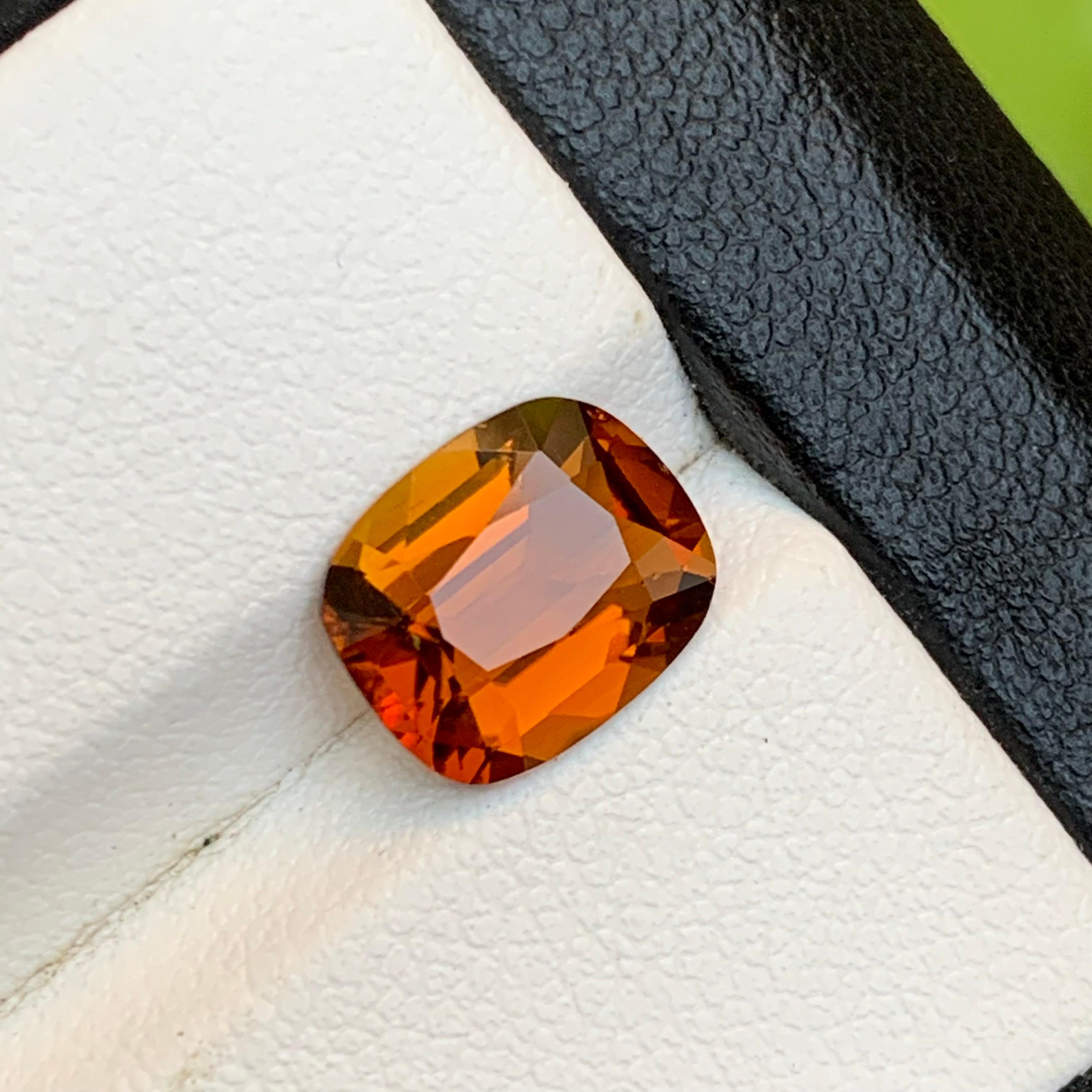 Tormalina marrone miele naturale da 2,38 carati taglio cuscino per anello in vendita 3