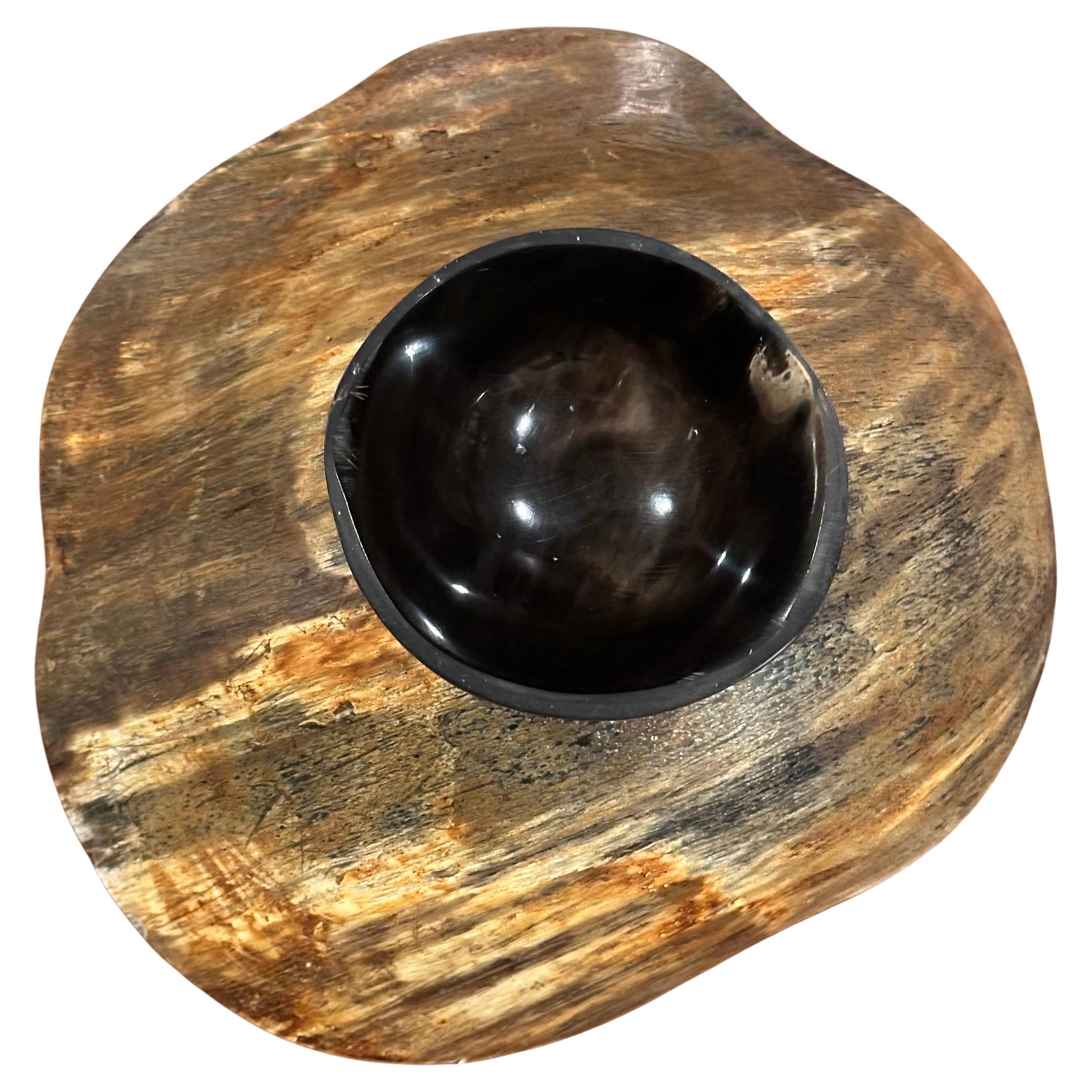 Natural Horn Sockel Schale (20. Jahrhundert) im Angebot
