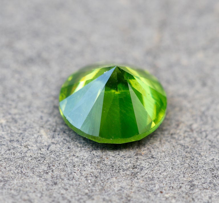 Grenat Démantoïde Naturel De Russie, 0.67 Carats, Couleur Vert-jaune, Taille Ronde - Neuf Avec étiquettes