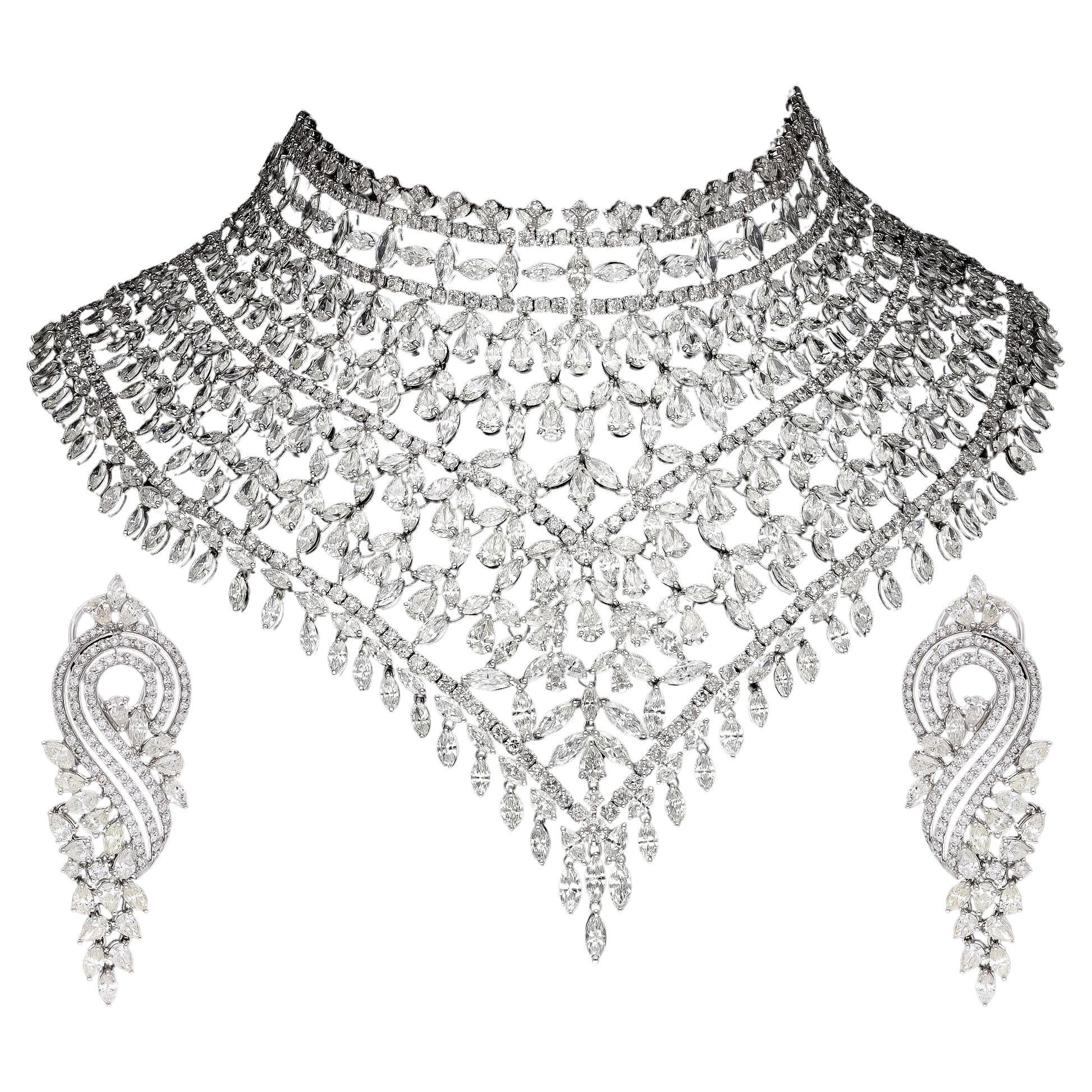 Natural Huge diamond necklace with 135.87 cts diamond and 18k gold For Sale