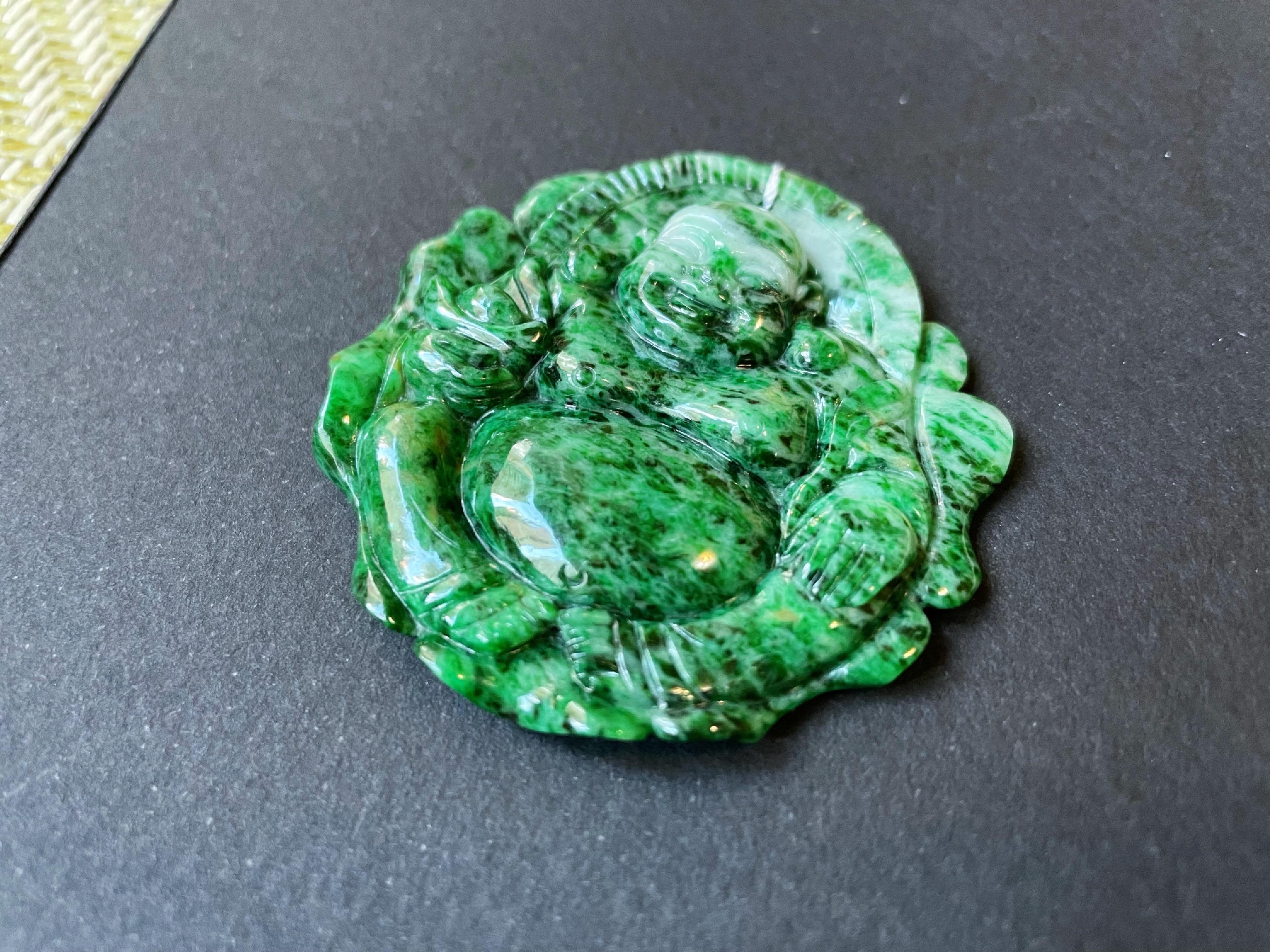 Piedra suelta de jade natural verde intenso Buda feliz, fabricación de joyas Artesano en venta