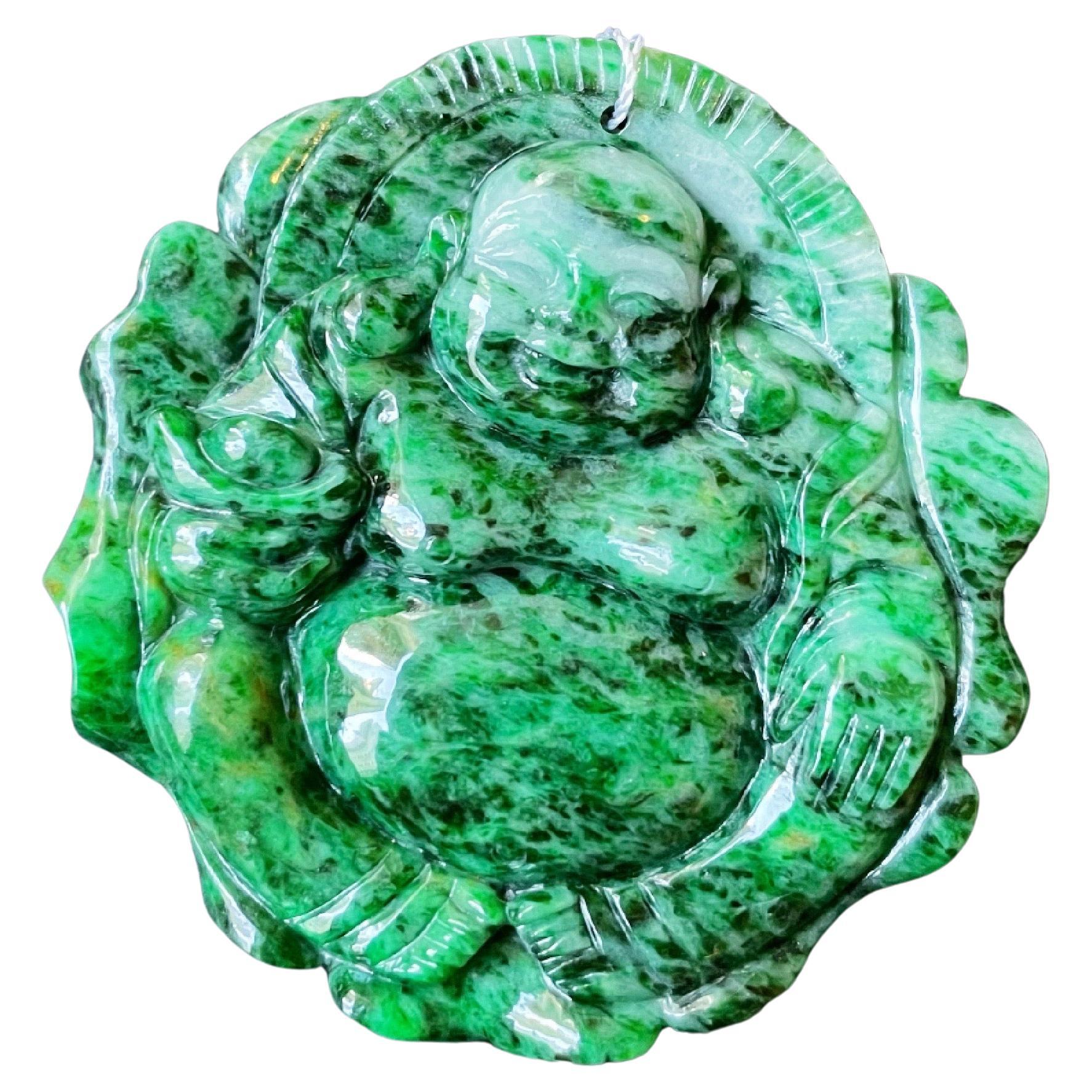 Gemma sfusa di giada verde intenso naturale Happy Buddha, per la creazione di gioielli