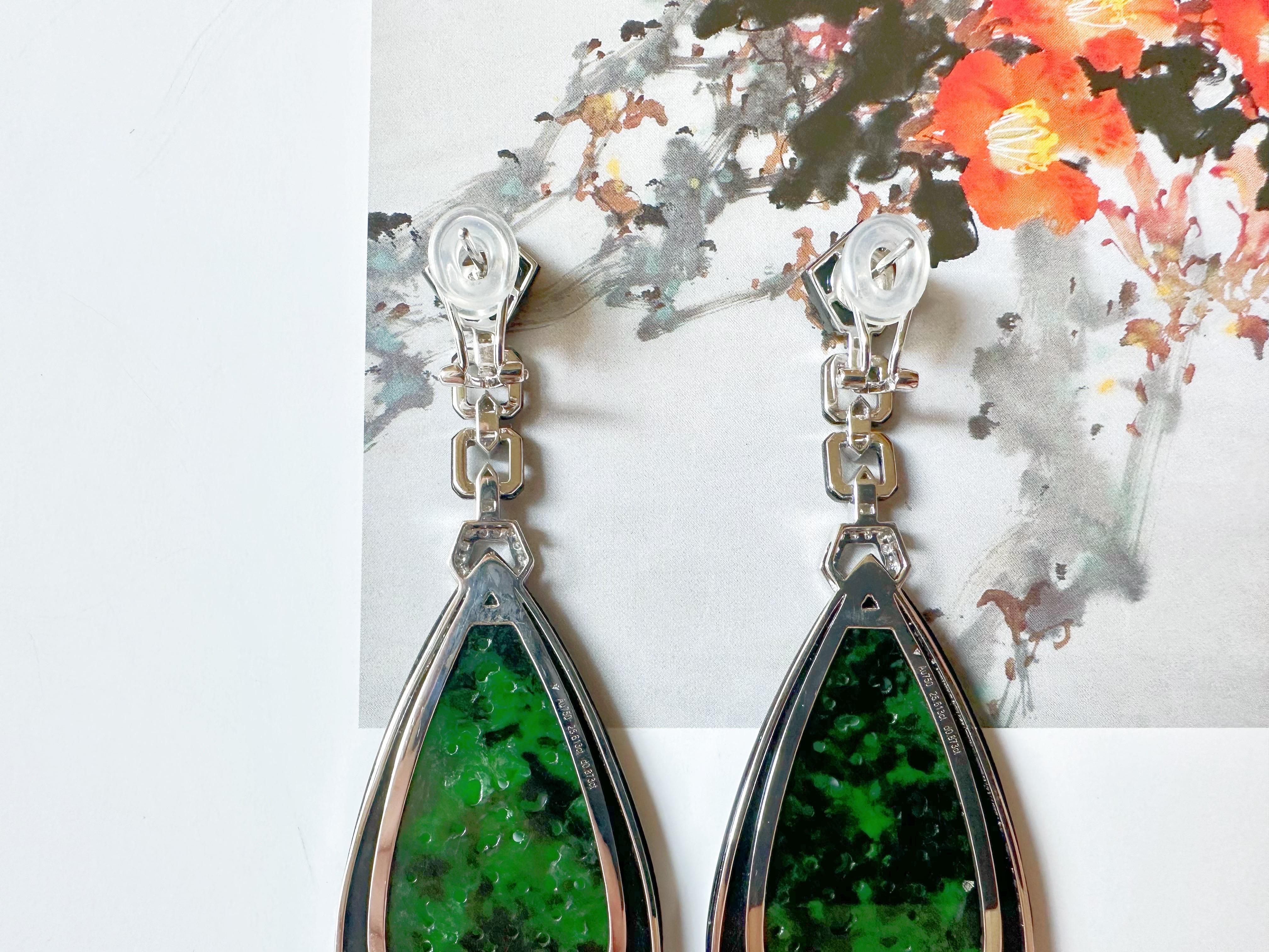 Women's Natural Intense Green Jade Carved Earrings with Black Agate Diamonds 18k Gold For Sale