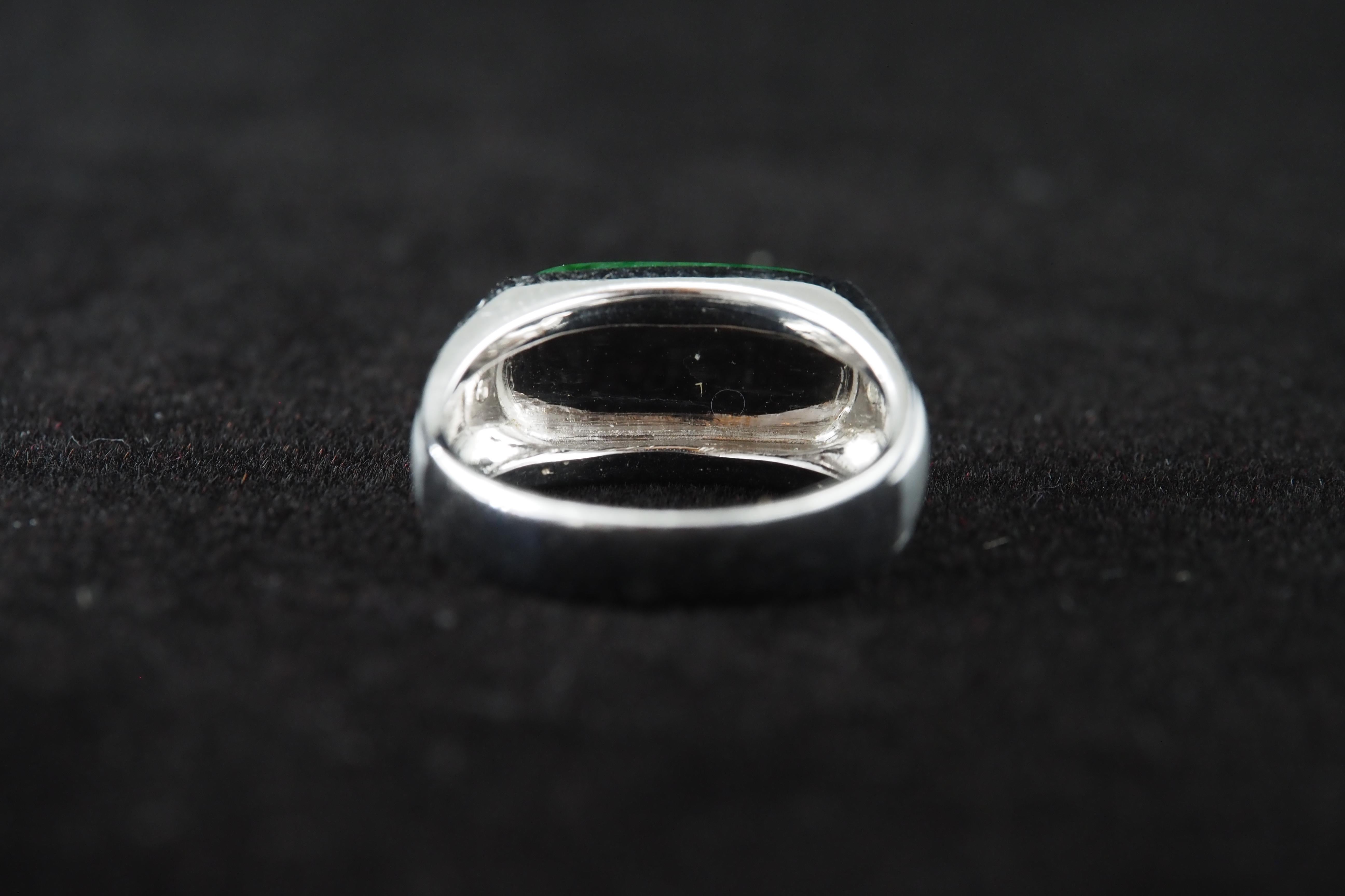 Natural Jade and Diamond Ring in vendita 10