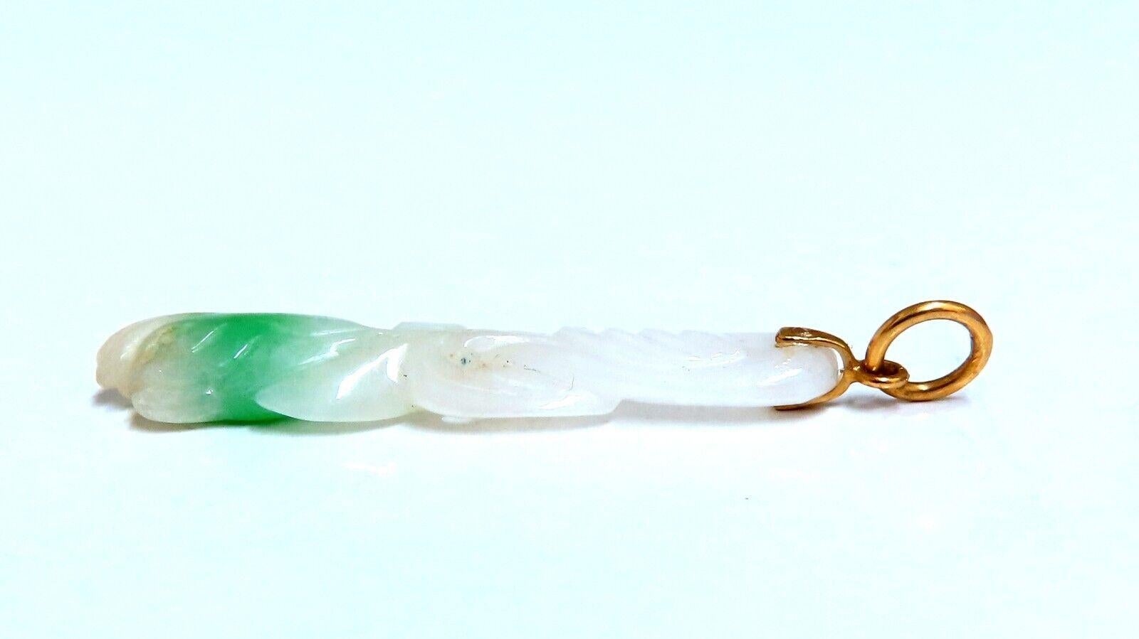 Natural Jade Carved Symbolic Pendant 14kt In New Condition For Sale In New York, NY