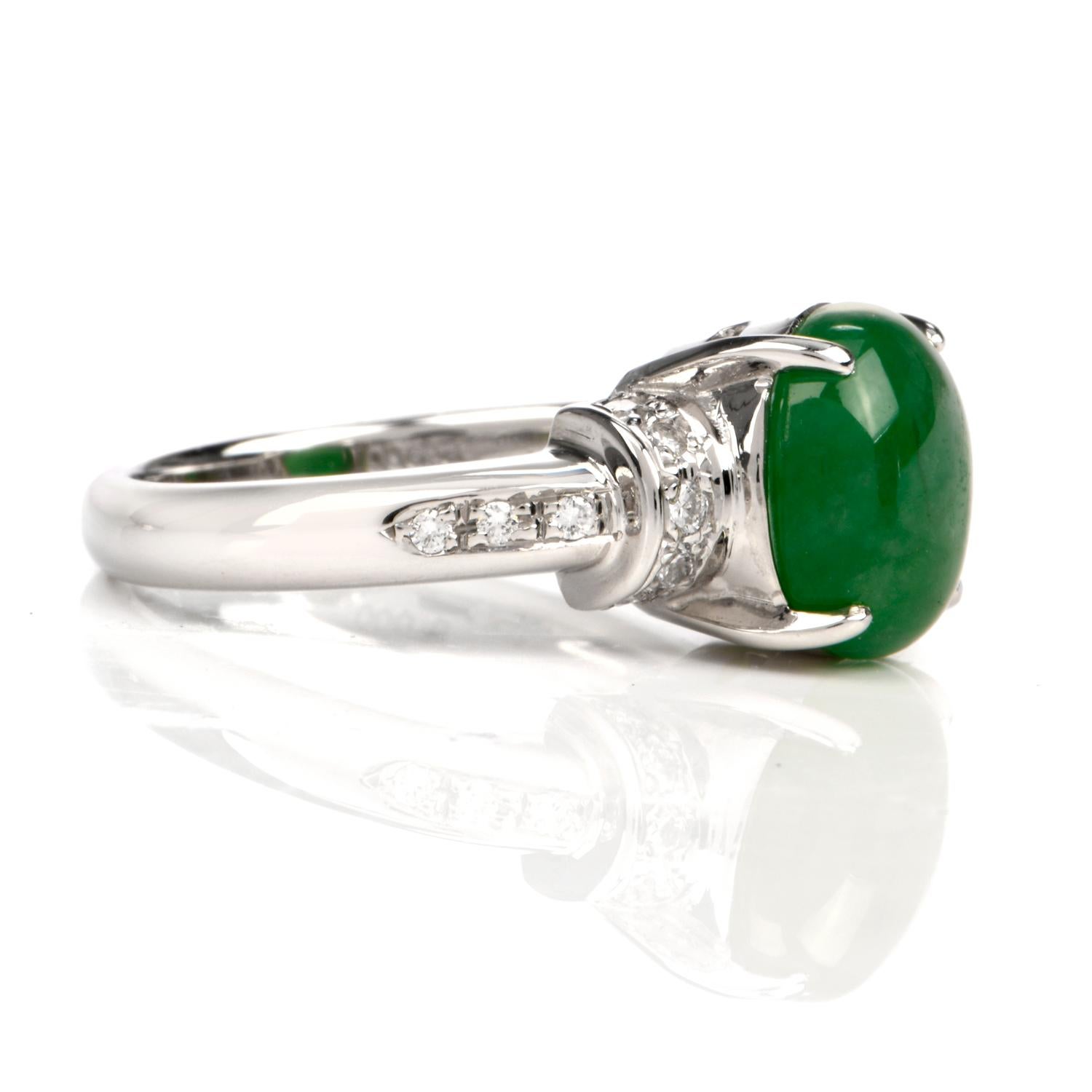 Natural Jade Diamond Platinum Ring In Excellent Condition In Miami, FL