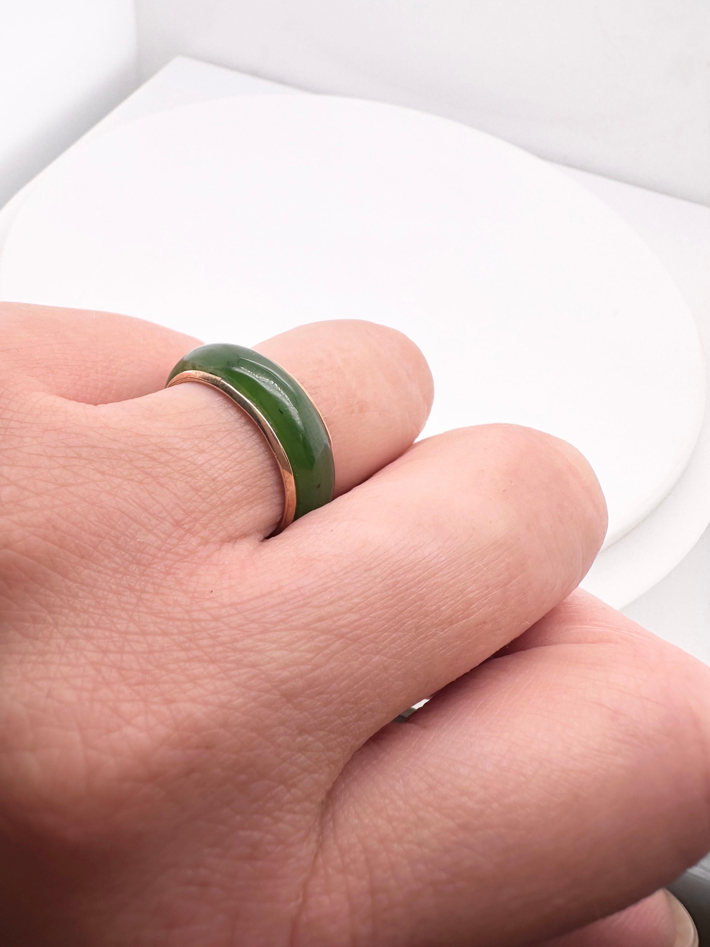 Natural Jade eternity ring size 7.75 For Sale 1