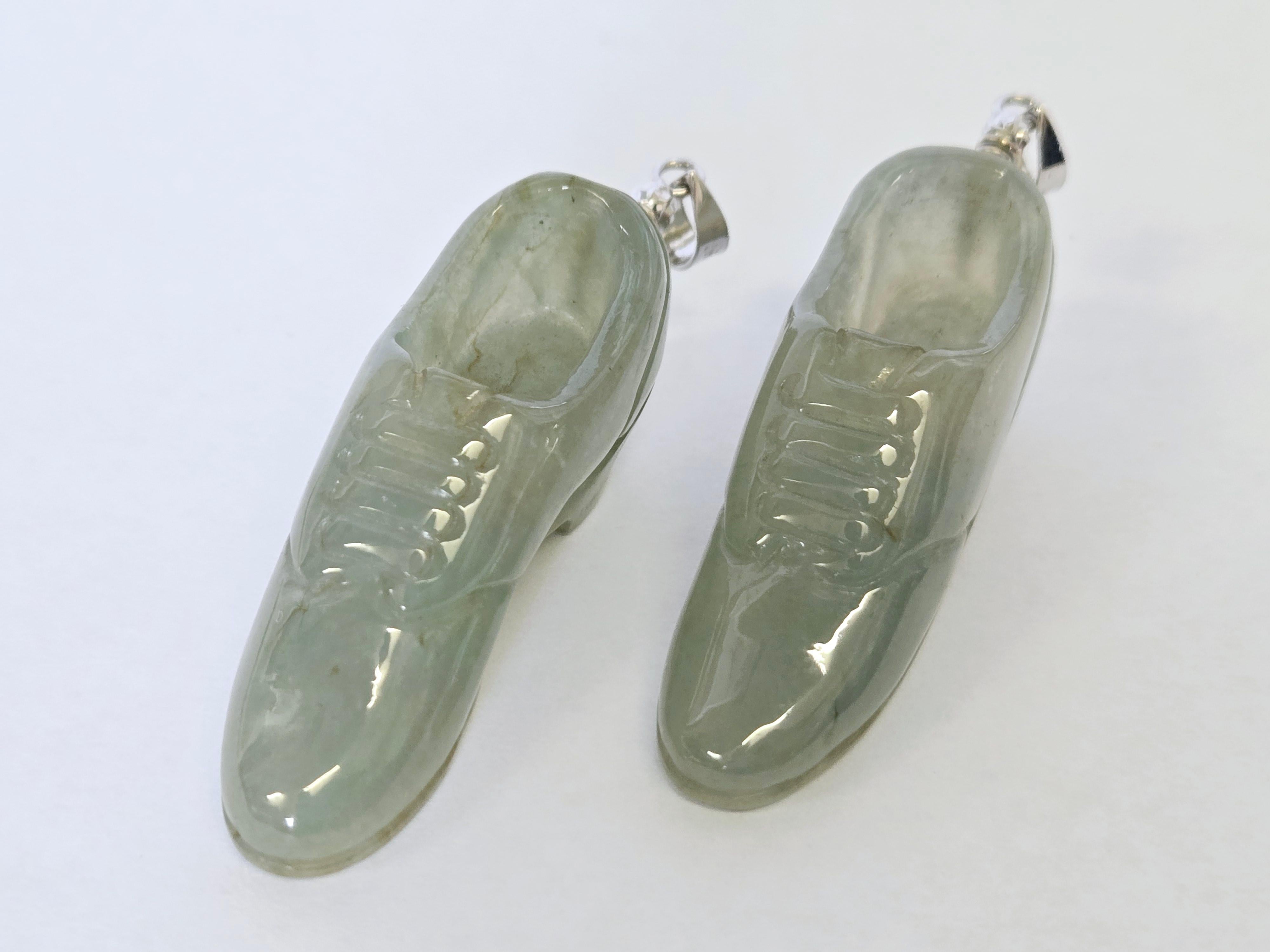 Pendentifs Paire de breloques pour chaussures en Jade Naturel en vente 5