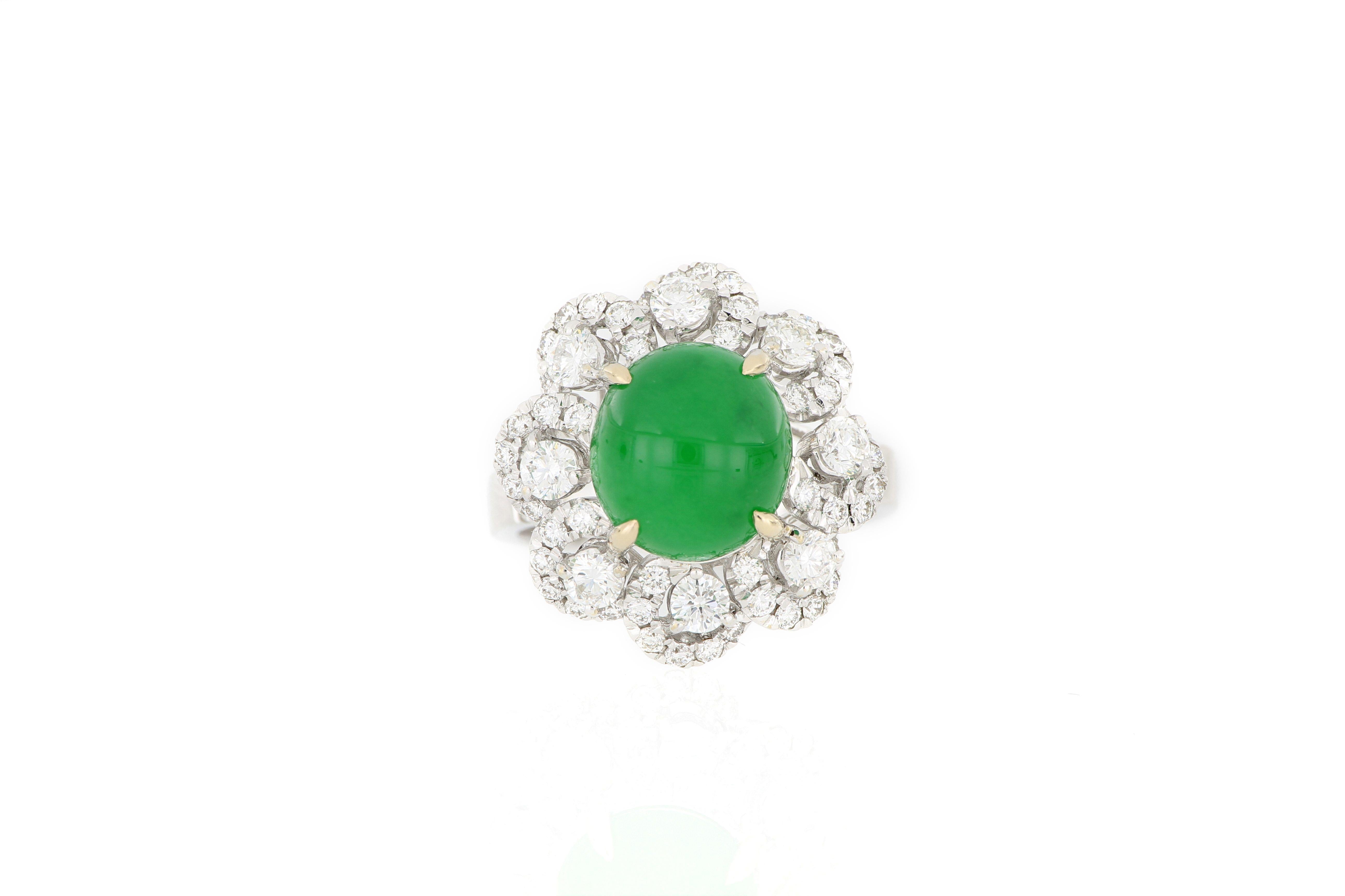 Contemporary Natural Jadeite and Diamond Ring in 18 Karat White Gold For Sale