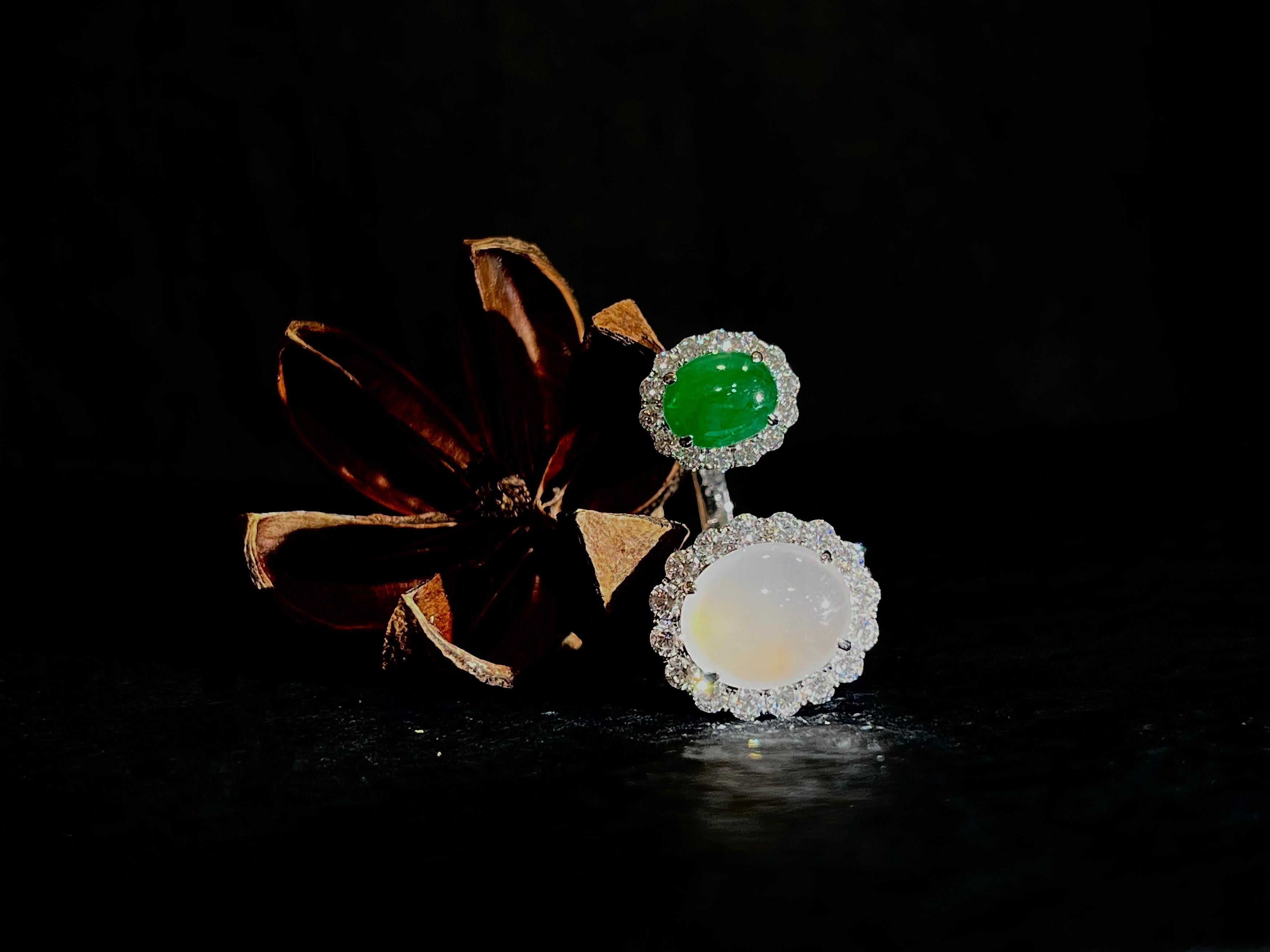 Cabochon Anello in giadeite naturale e diamanti in oro bianco 18 carati in vendita
