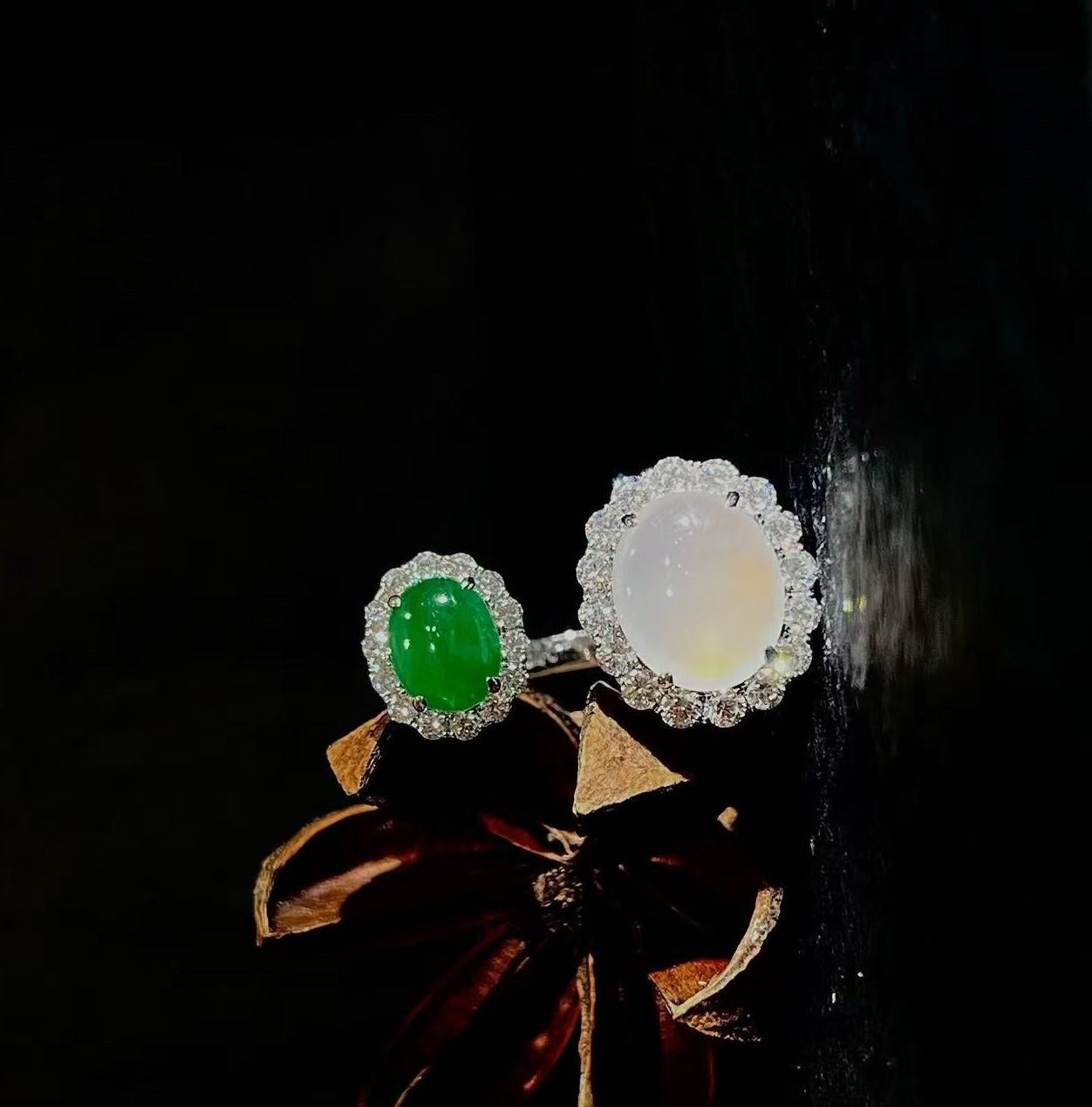Anello in giadeite naturale e diamanti in oro bianco 18 carati in vendita 2