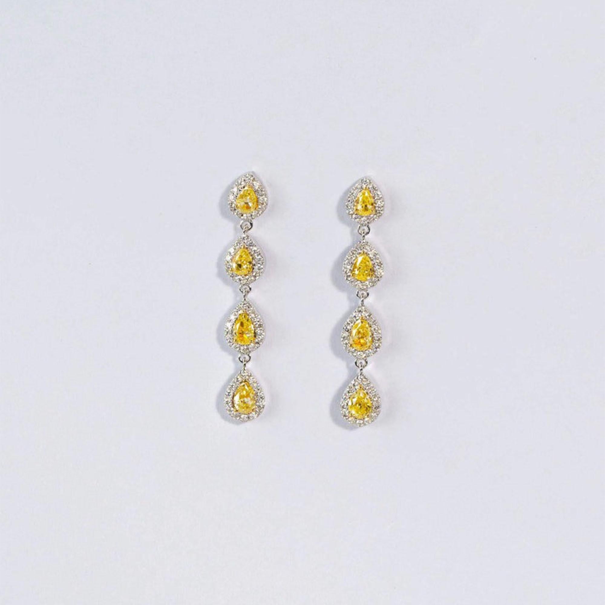 Natural Joint Stud 18K Yellow Gold Diamond Earrings For Sale