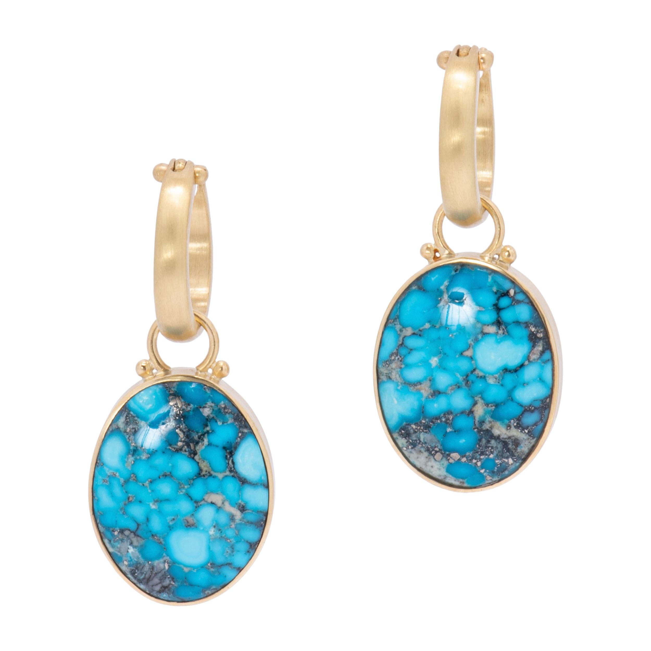 Natural Kingman Turquoise Oval Drop Earrings in 18 Karat Gold For Sale