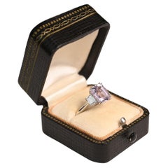 Bague en platine avec kunzite naturelle et diamants (environ 2,80 carats)