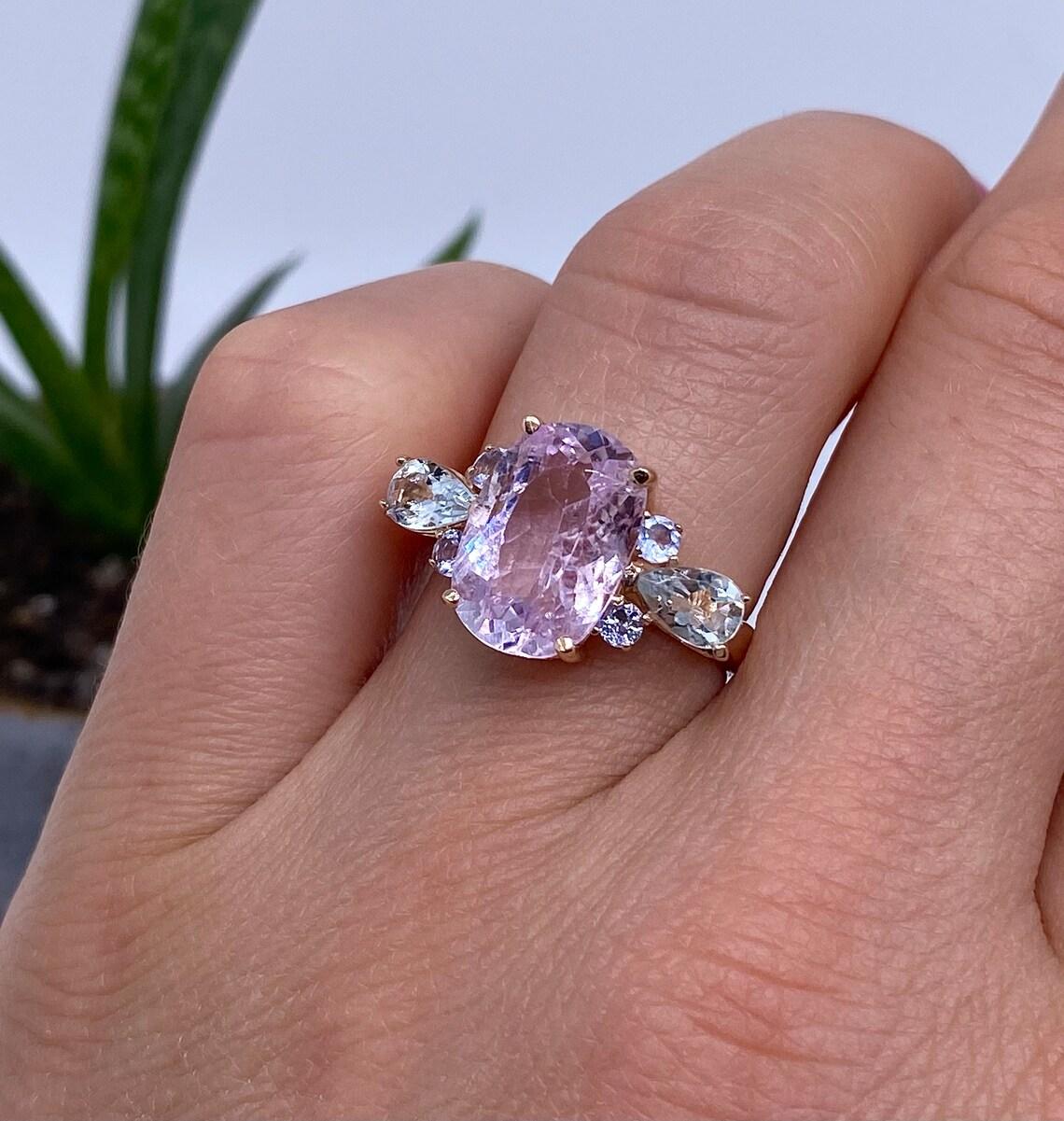 Anillo de gemas naturales de kunzita, aguamarina y tanzanita, oro rosa de 14 quilates, 7US en Nuevo Estado en Daugavpils, LV