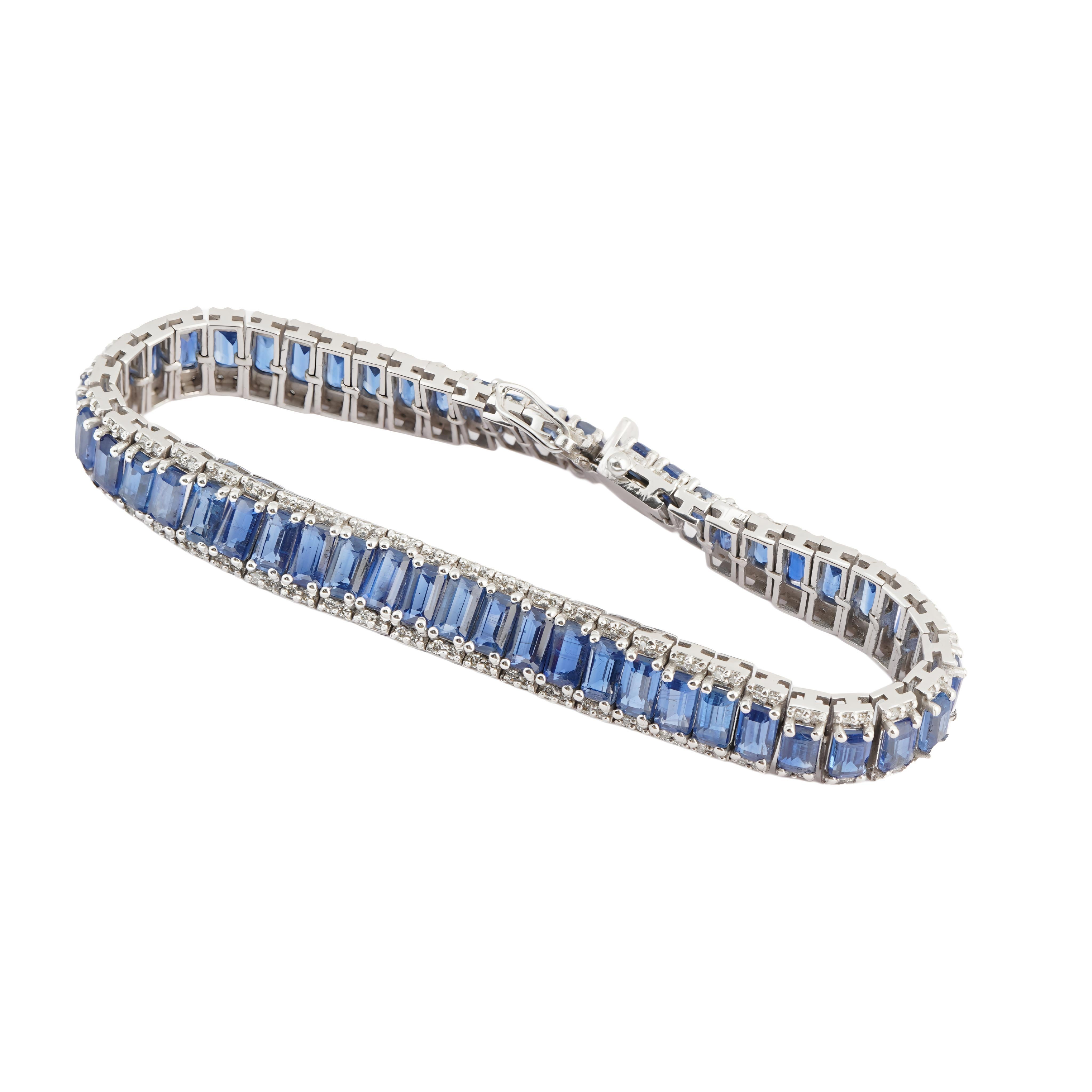 De las mujeres Natural Kyanite diamond bracelet in 14k gold en venta