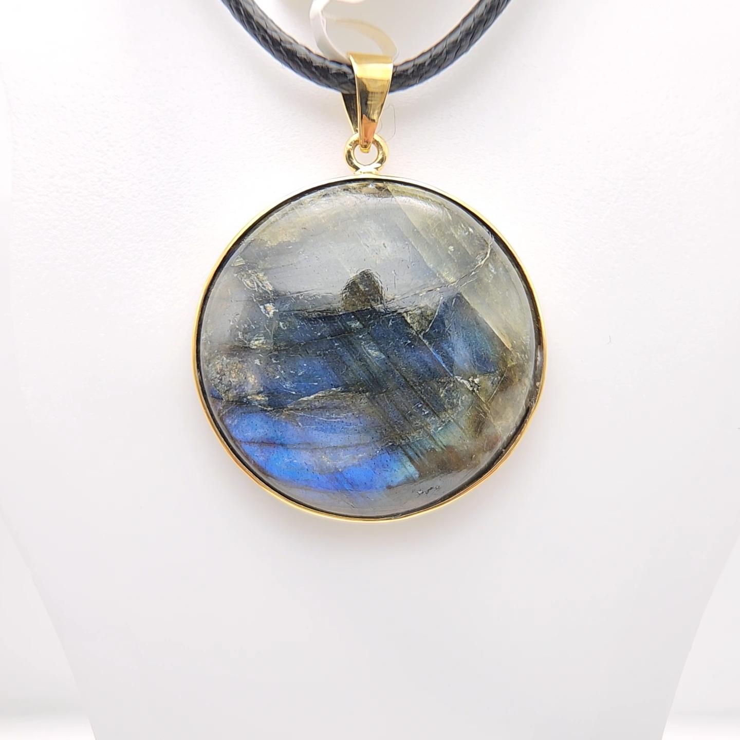 Ciondolo con pietra di labradorite naturale in argento 925 placcato in oro giallo in vendita 5