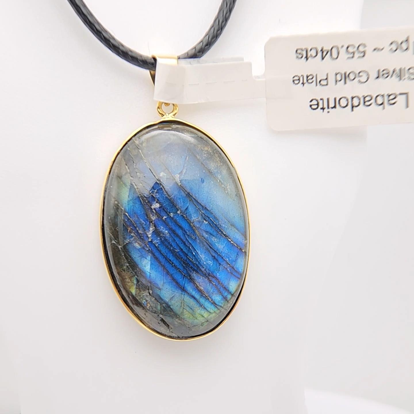 Ciondolo con pietra di labradorite naturale in argento 925 placcato in oro giallo in vendita 5