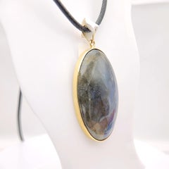 Natural Labradorite Stone Pendent Sterling Silver Plated with Yellow Gold